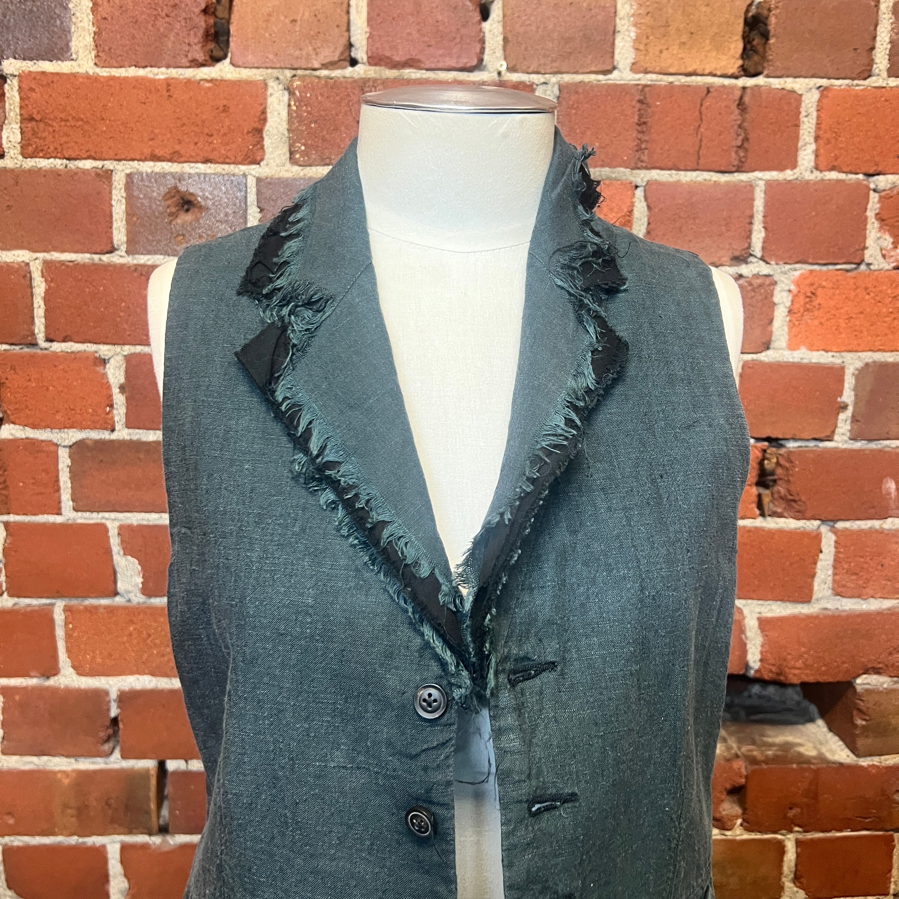 ESS ASSEMBLY linen and silk vest