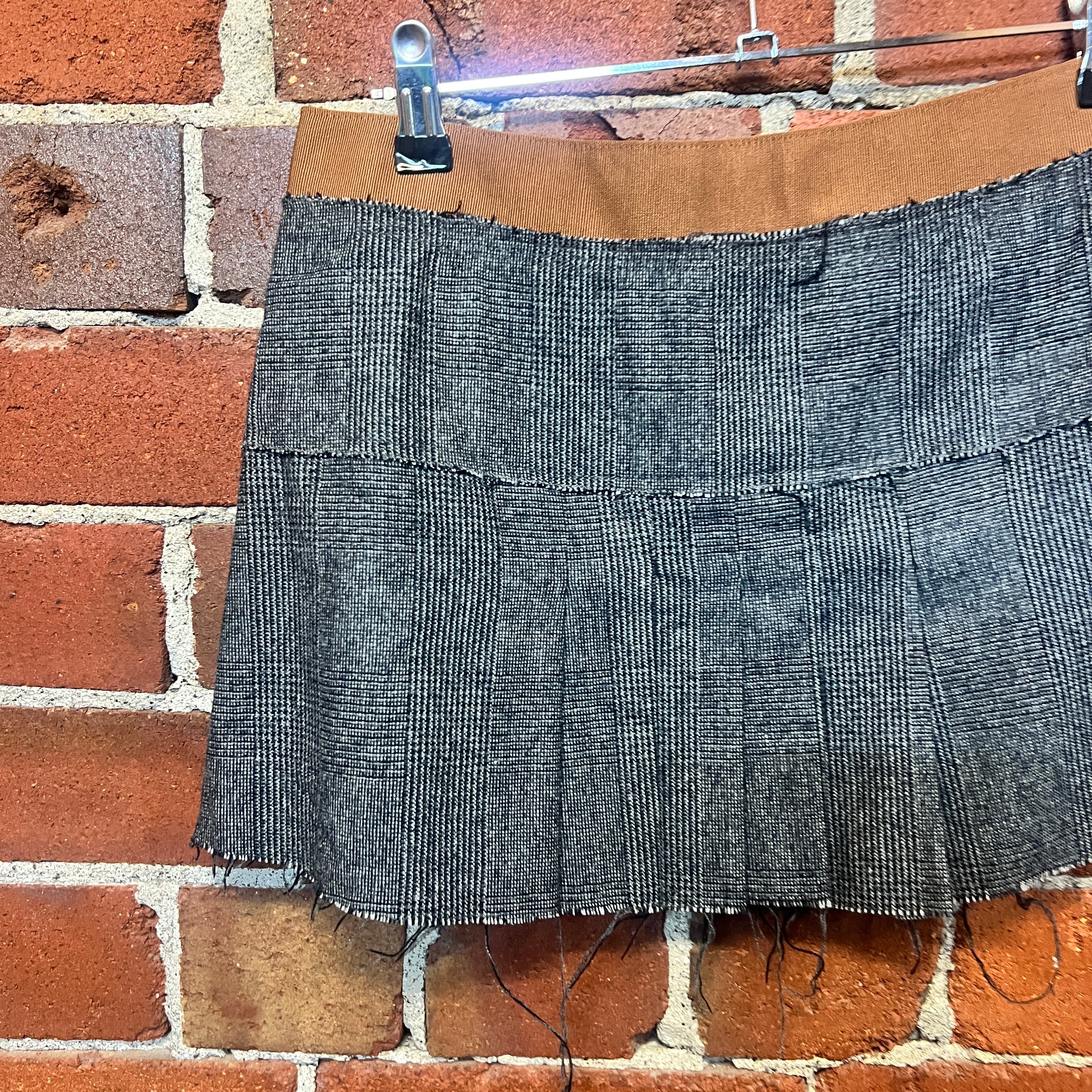 DOLCE AND GABBANA mini skirt