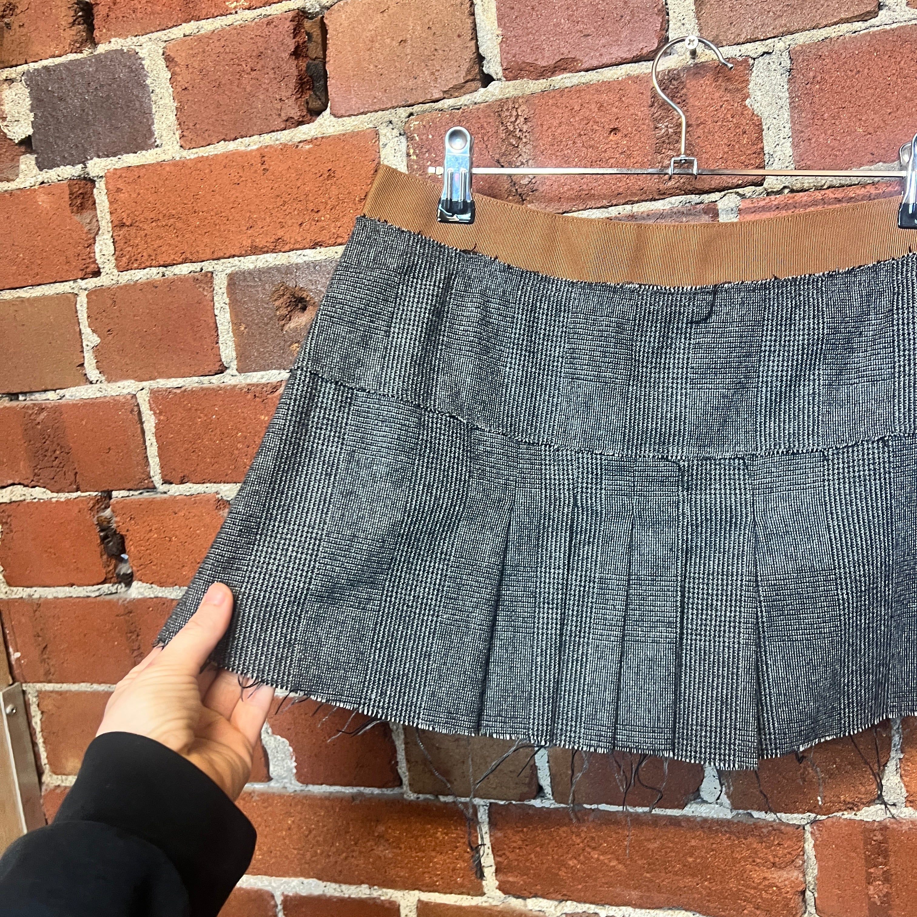 DOLCE AND GABBANA mini skirt