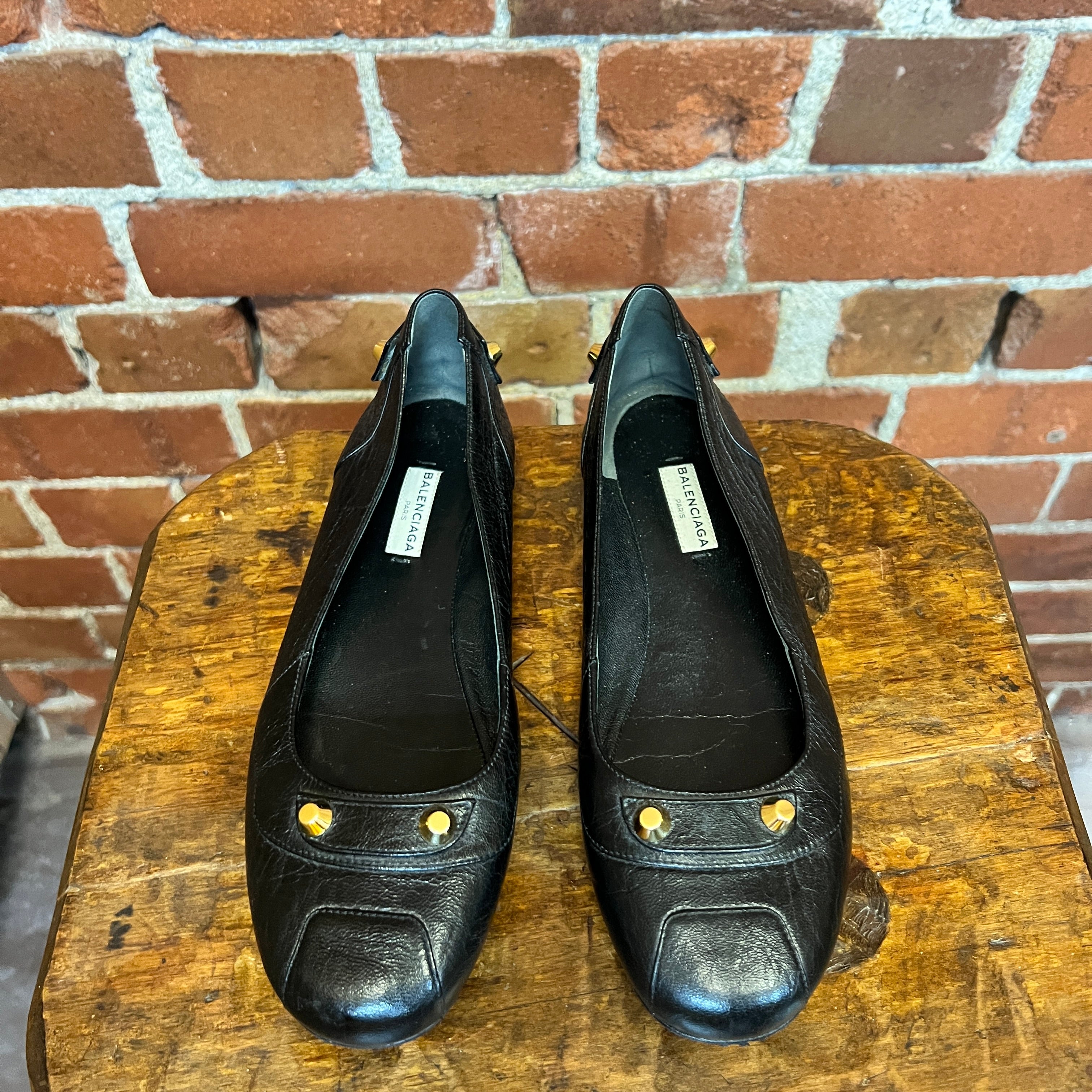 BALENCIAGA leather ballet flats 38.5