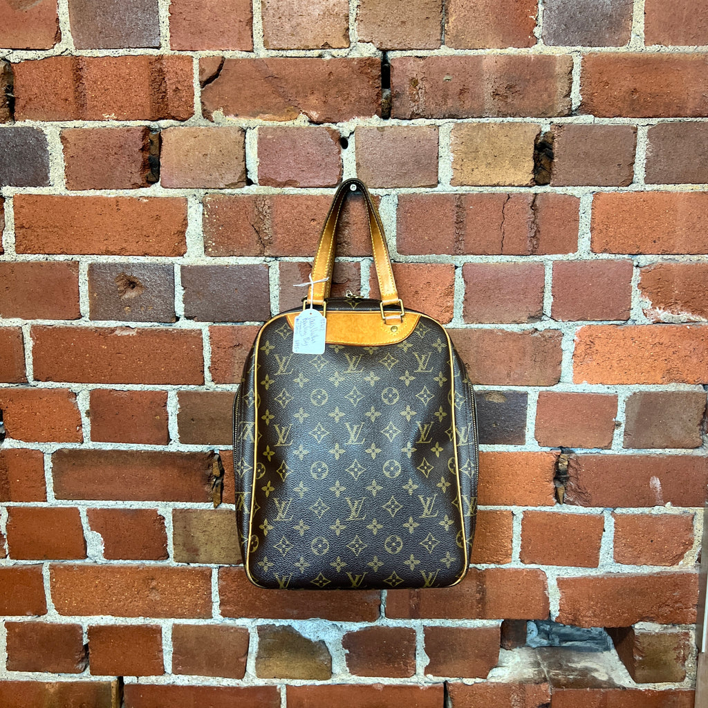 LOUIS VUITTON  bowling style bag