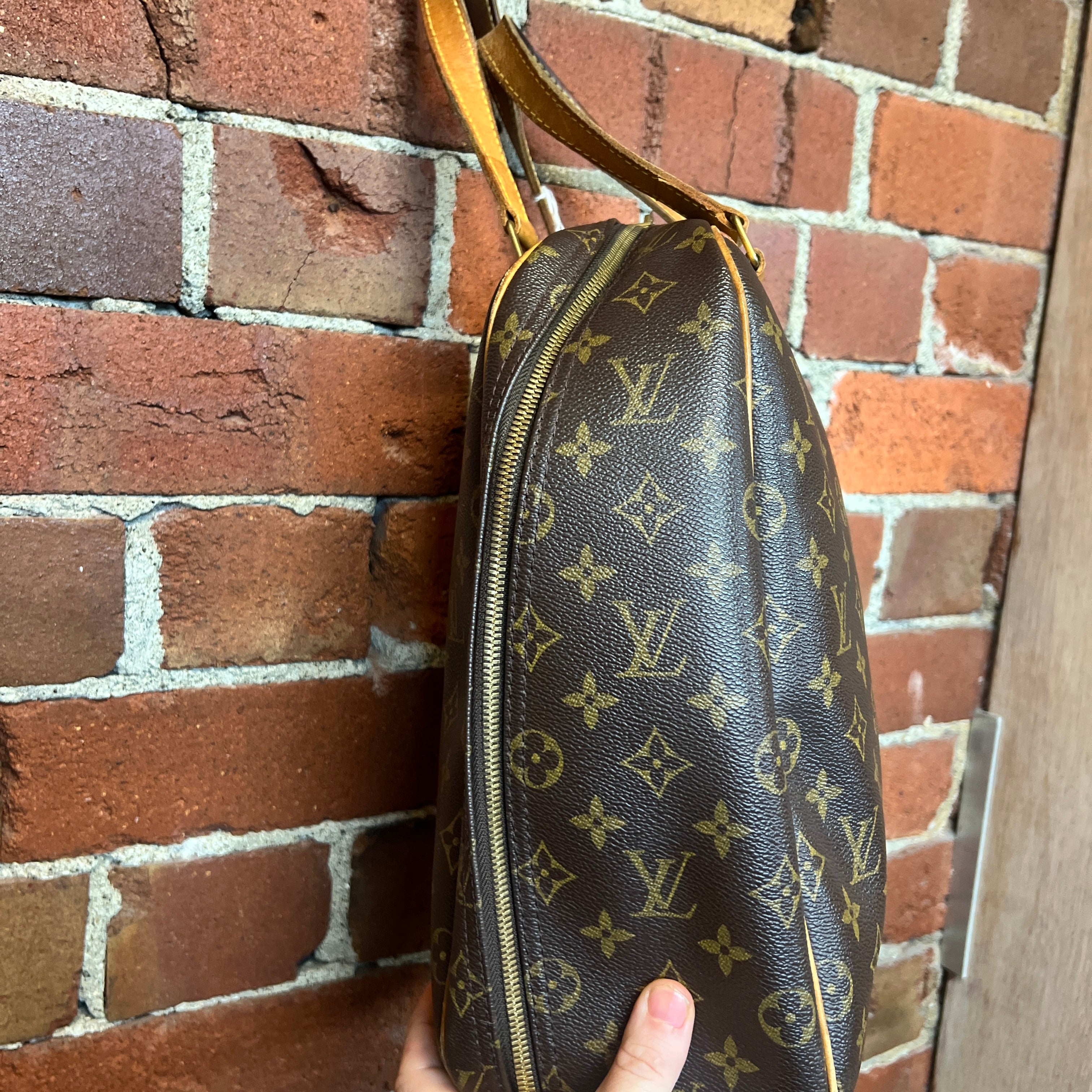 LOUIS VUITTON  bowling style bag
