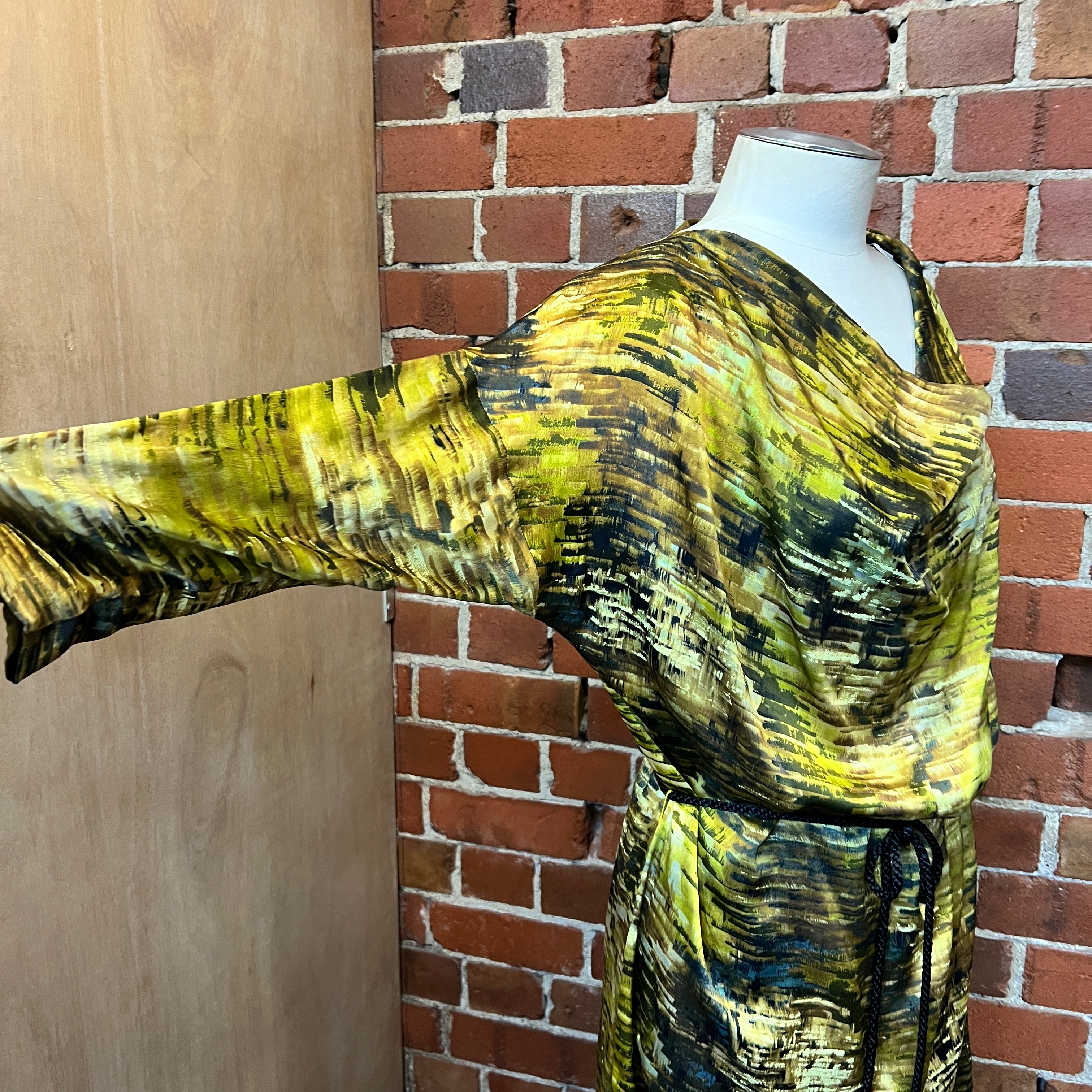 VIVIENNE WESTWOOD Gold Label silk dress Wellington Hunters and Collectors VIVIENNE WESTWOOD Gold Label silk dress Wellington Hunters and Collectors