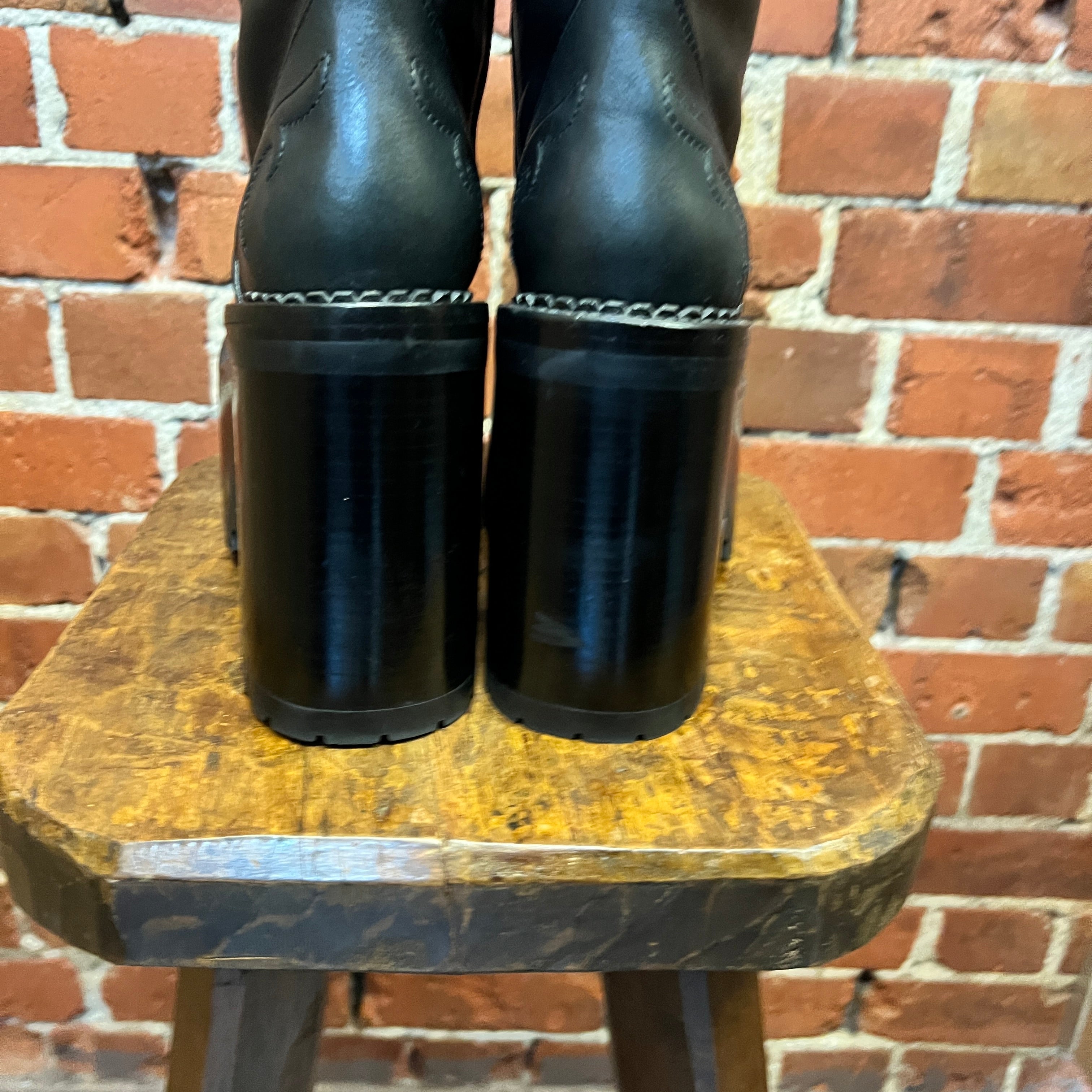 MARC JACOBS Margeret Boots 36