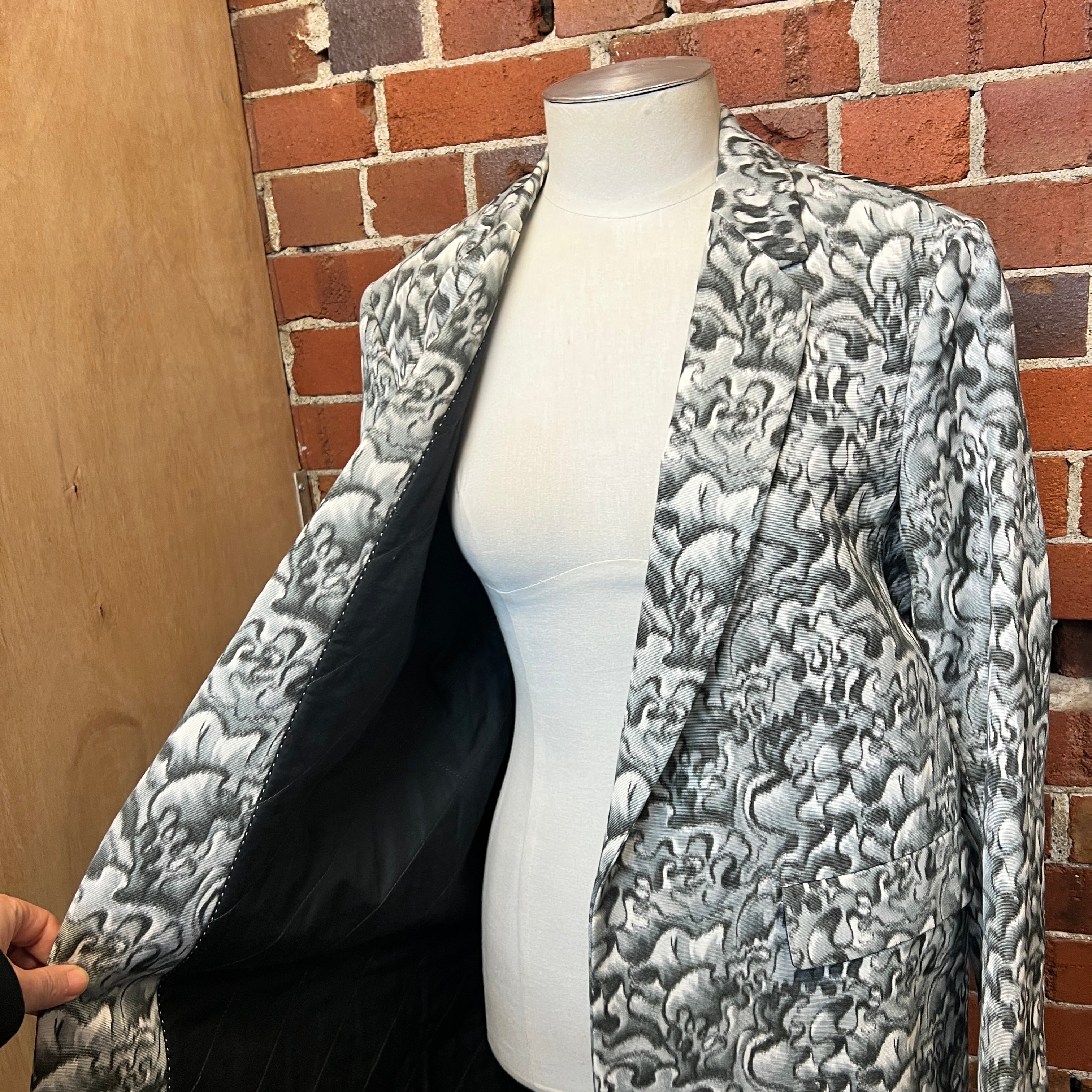 DRIES VAN NOTEN opera jacket