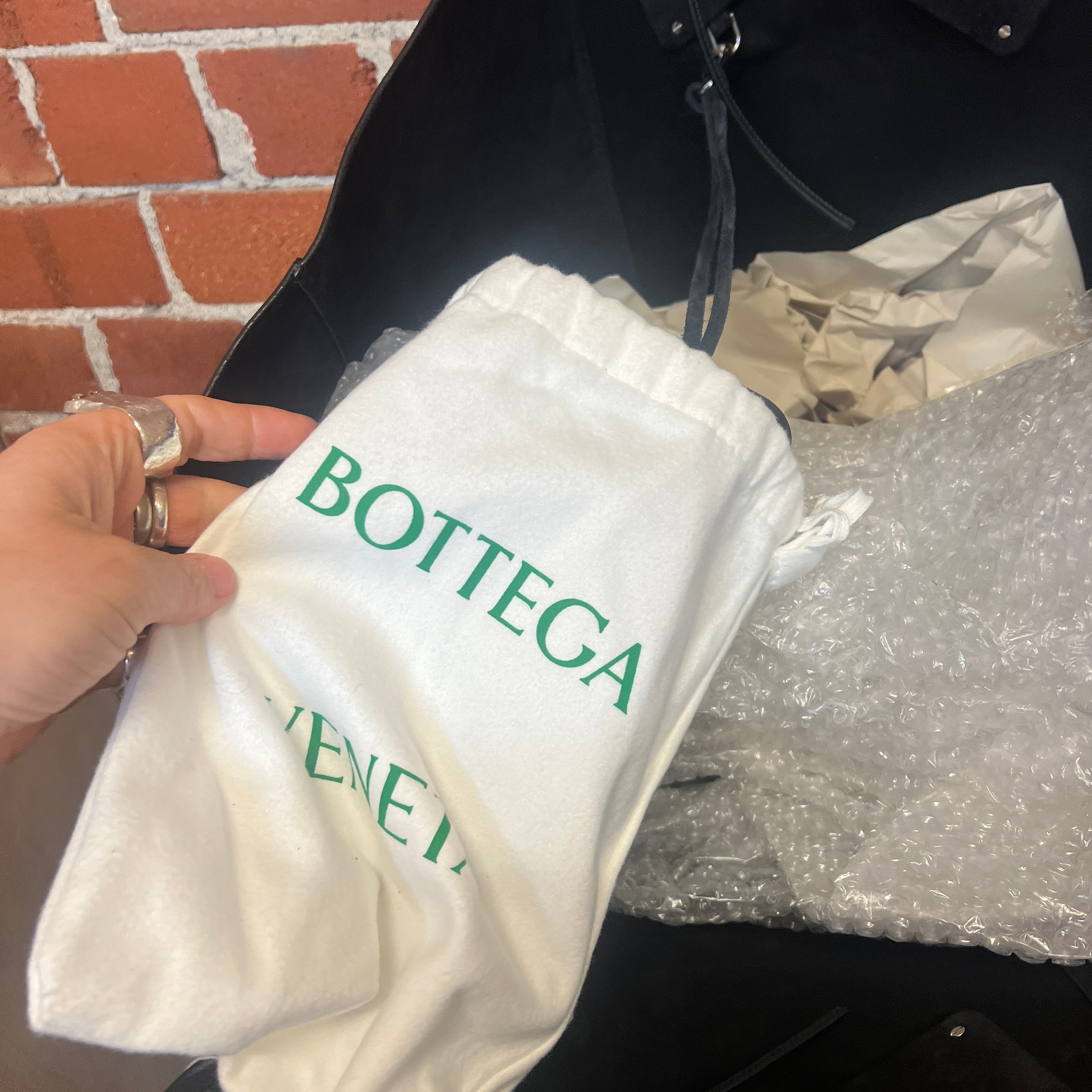 BOTTEGA VENETTA large leather bag