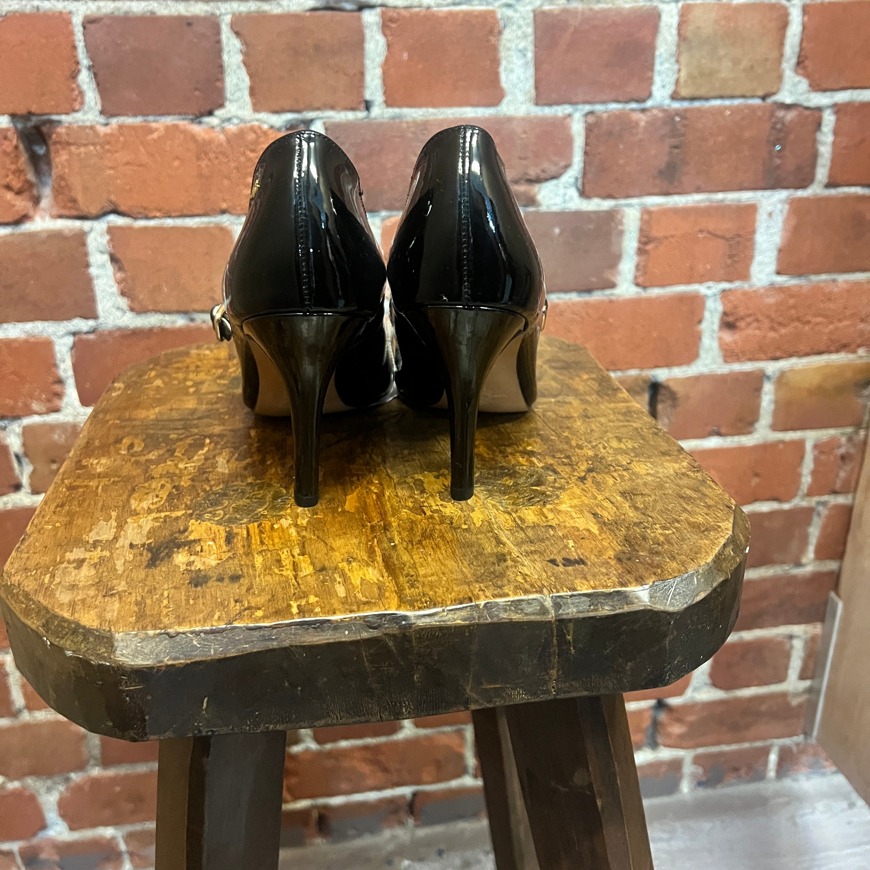 VIVIENNE WESTWOOD patent heels 37