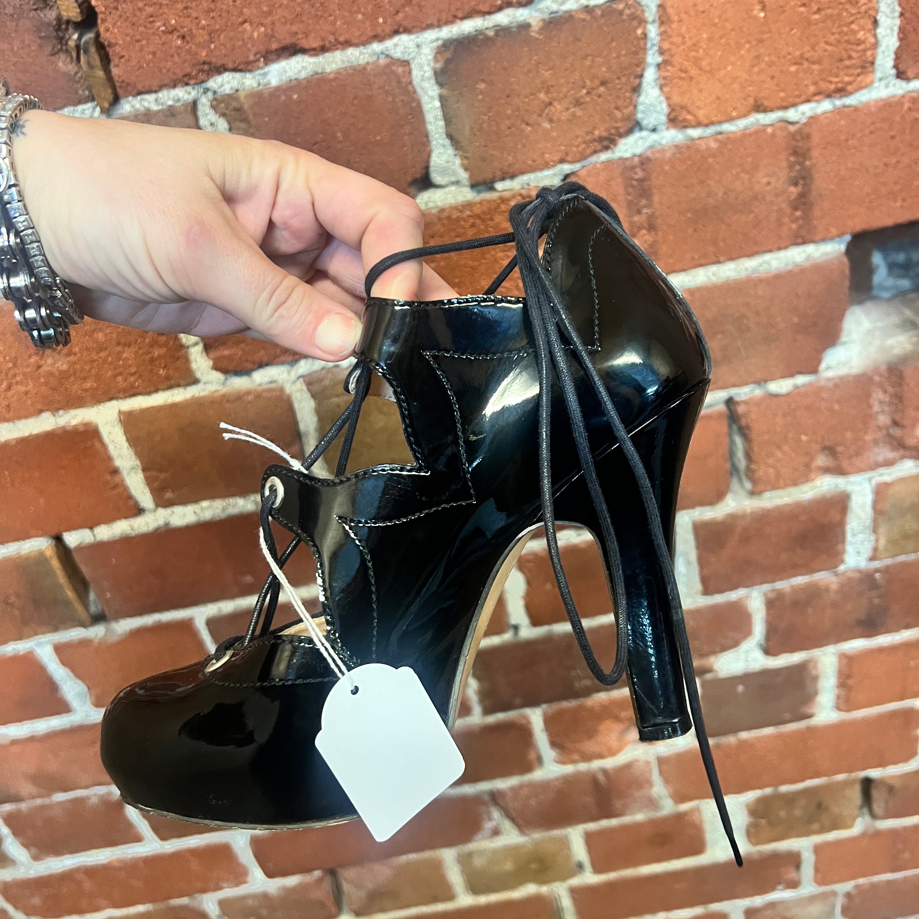VIVIENNE WESTWOOD patent lace up shoes