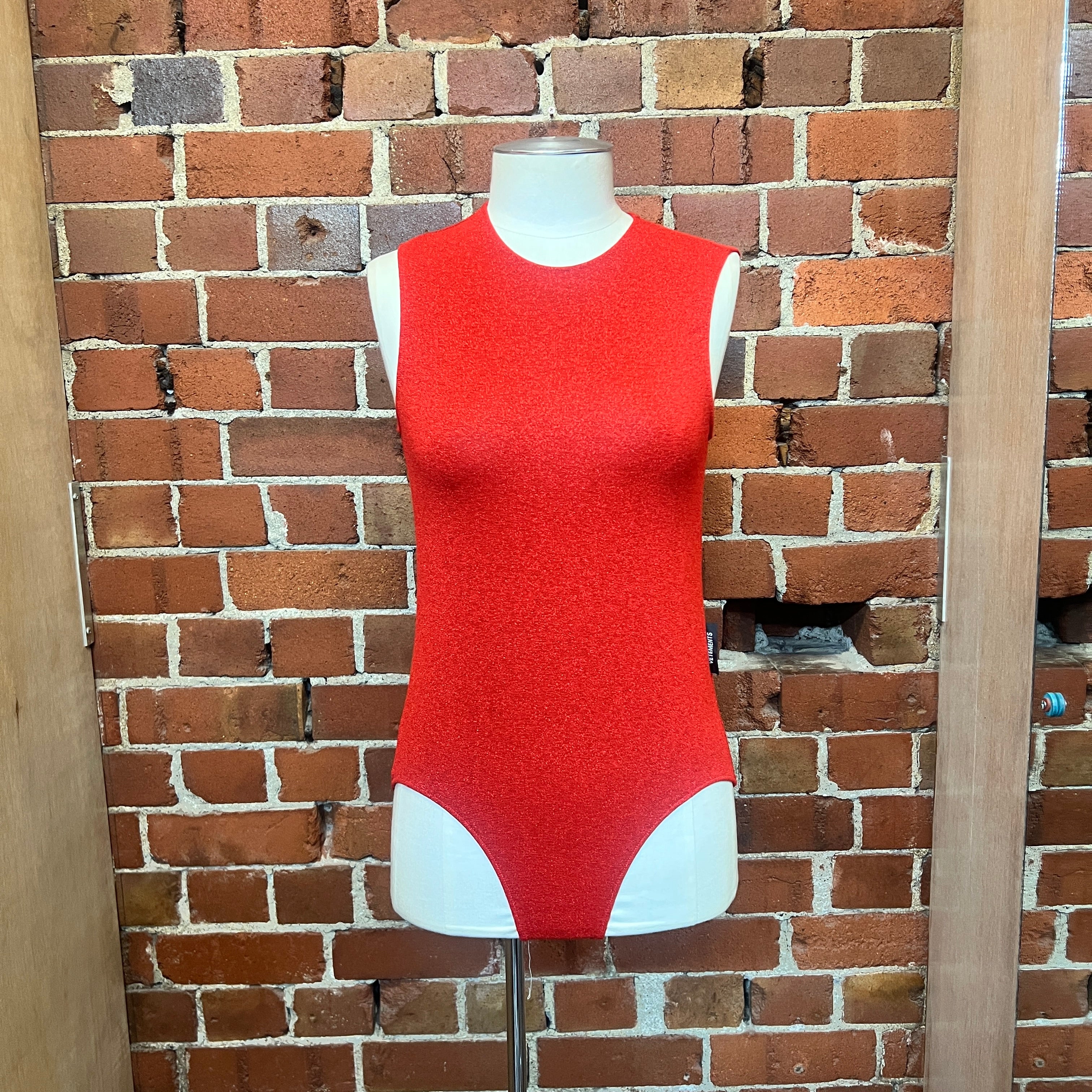 VETEMENTS backless bodysuit