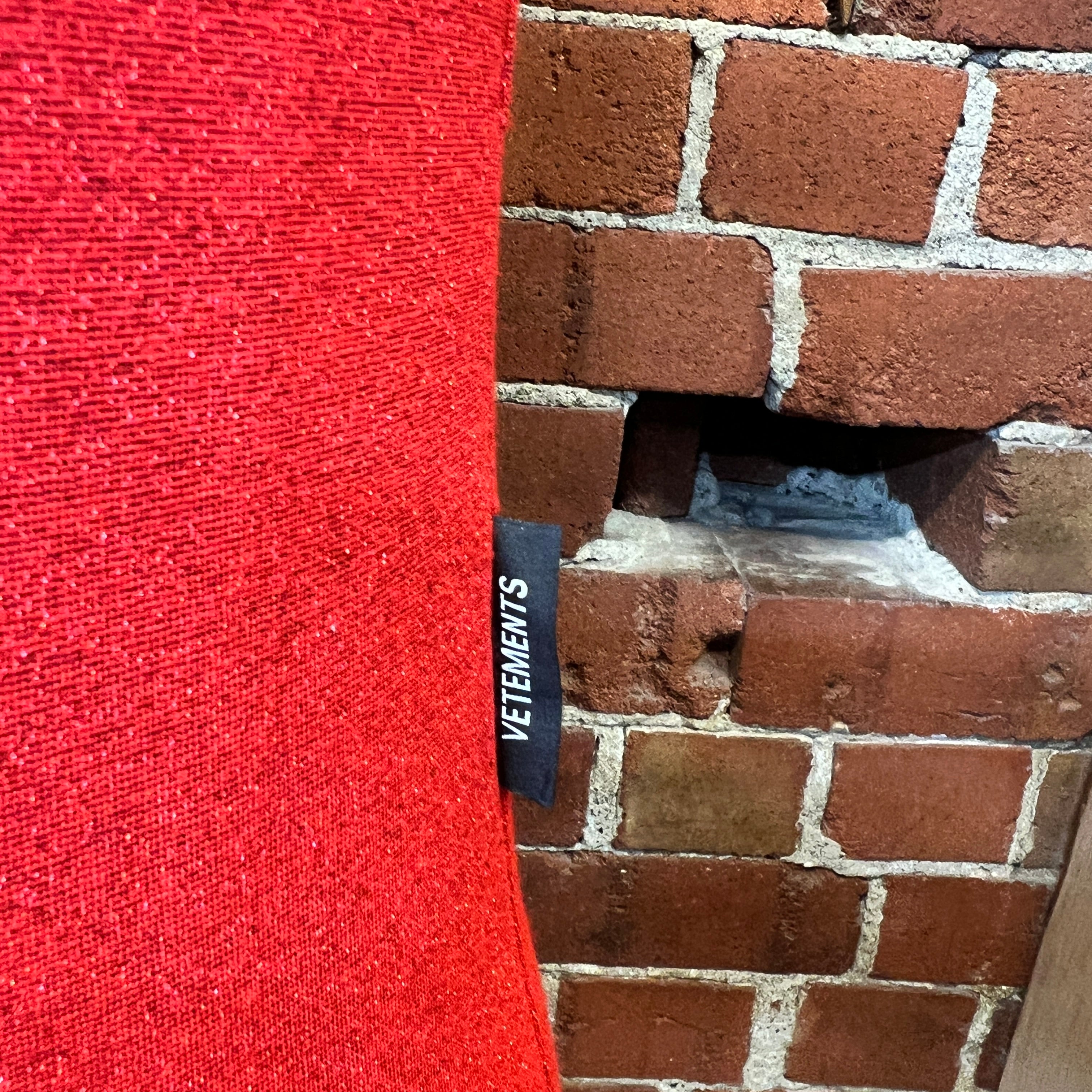 VETEMENTS backless bodysuit