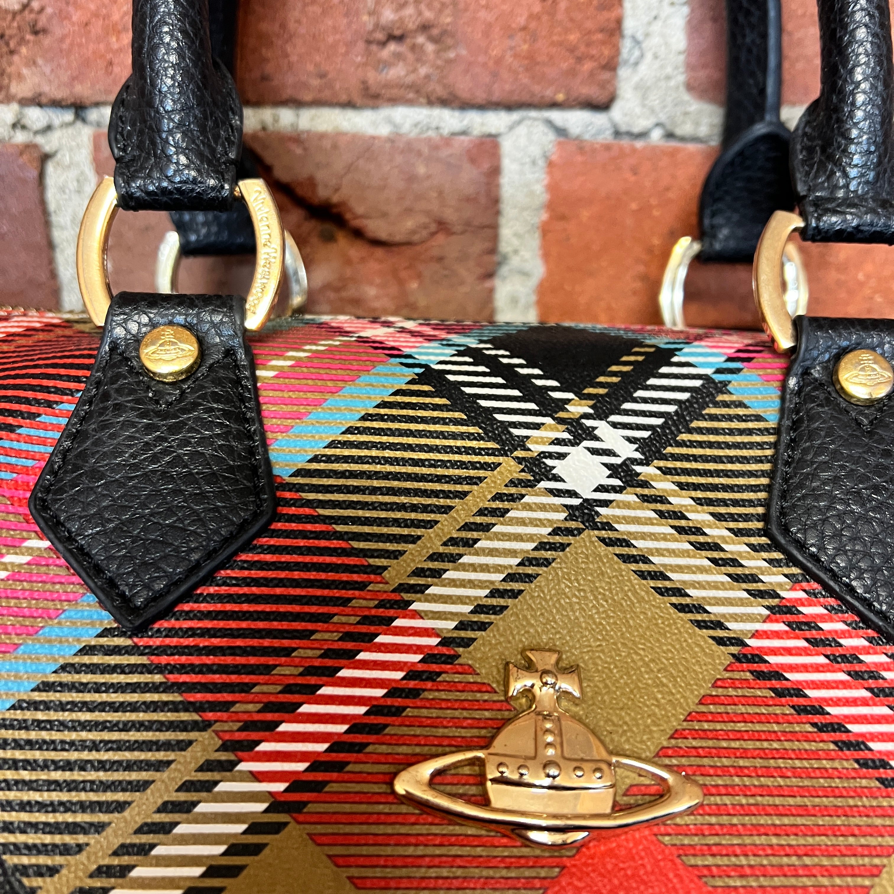 VIVIENNE WESTWOOD tartan go bag