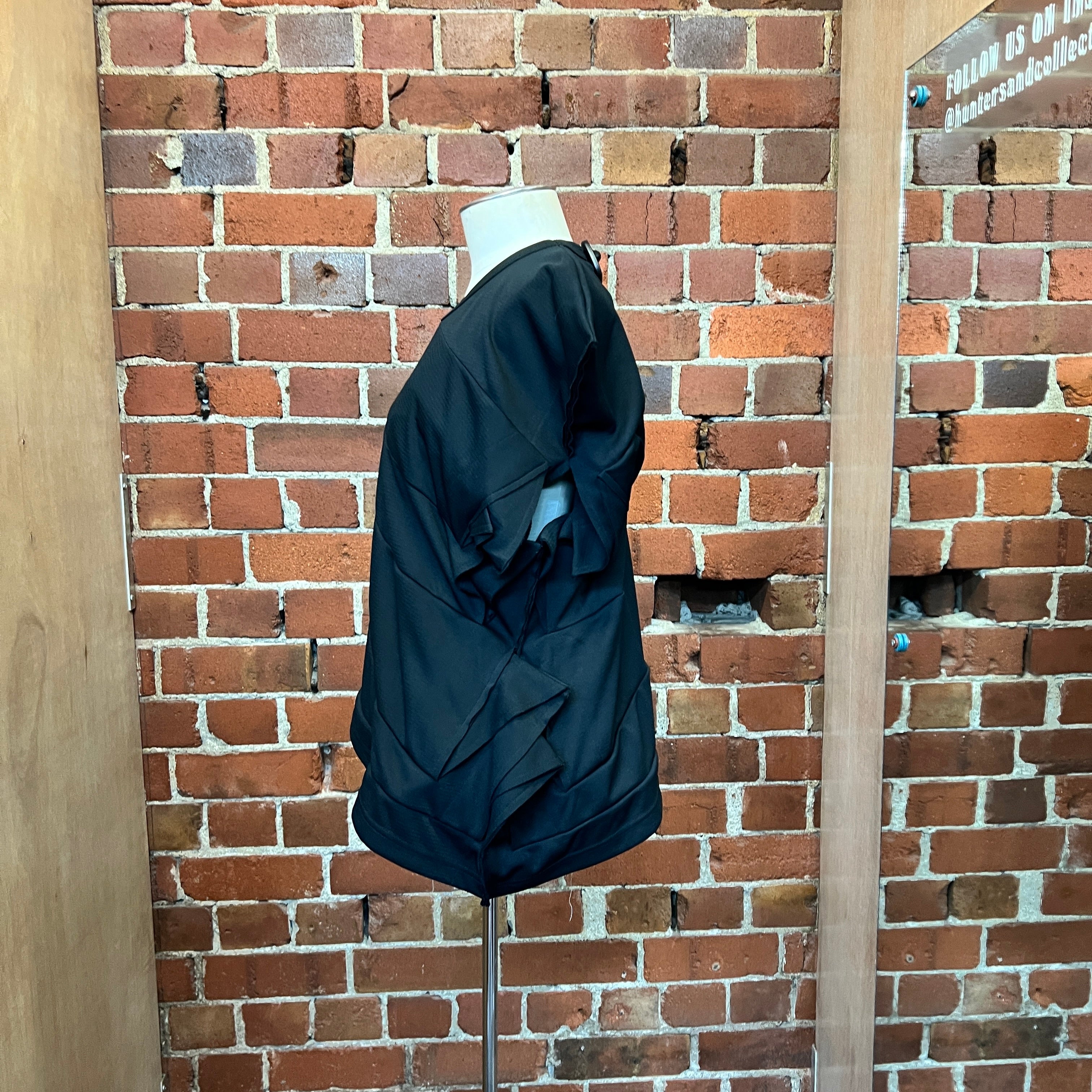 COMME DES GARCONS structured top