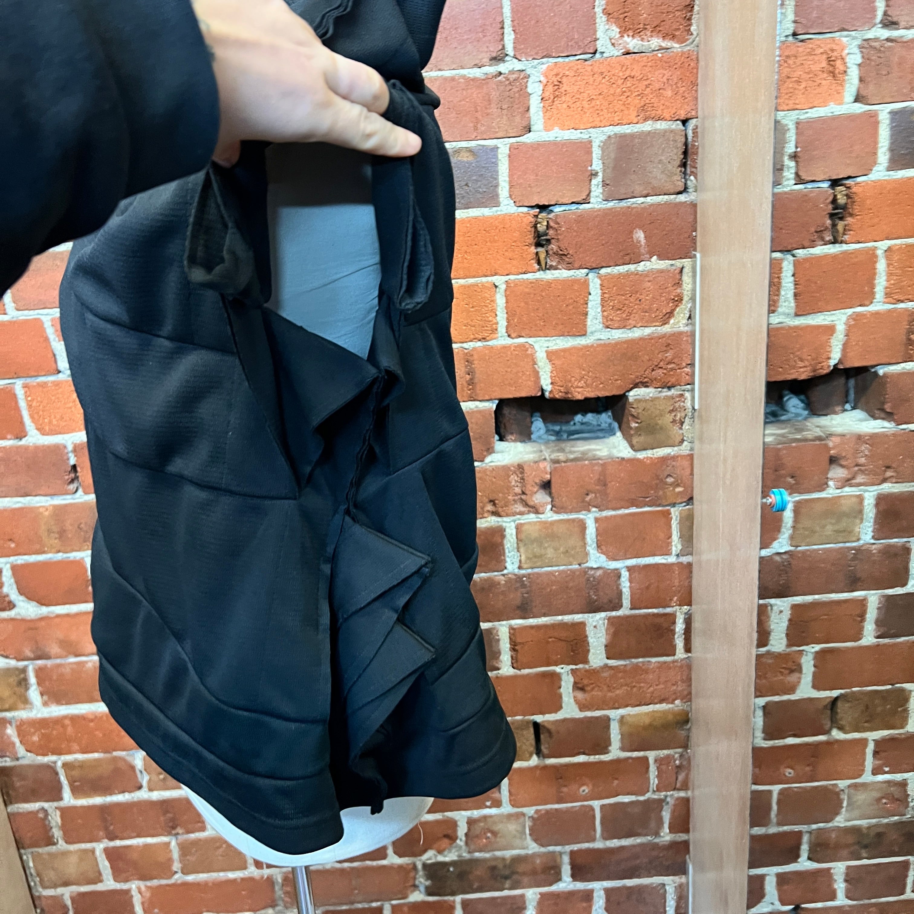 COMME DES GARCONS structured top