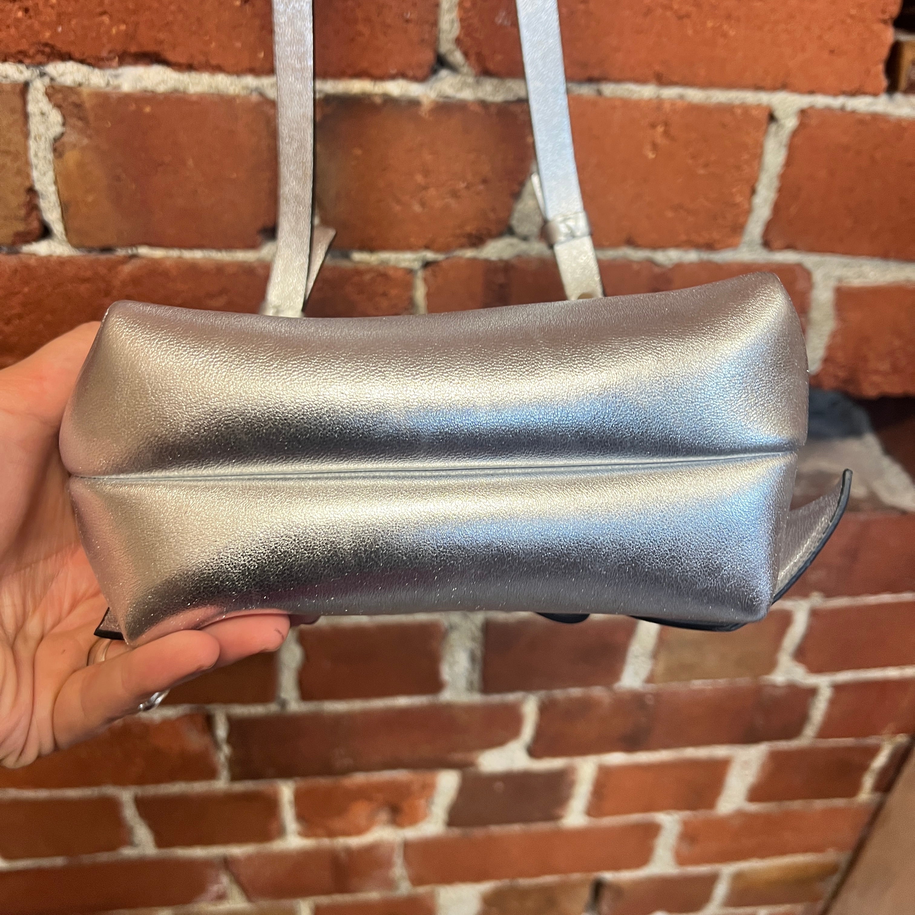 ACNE STUDIOS Metallic silver leather handbag