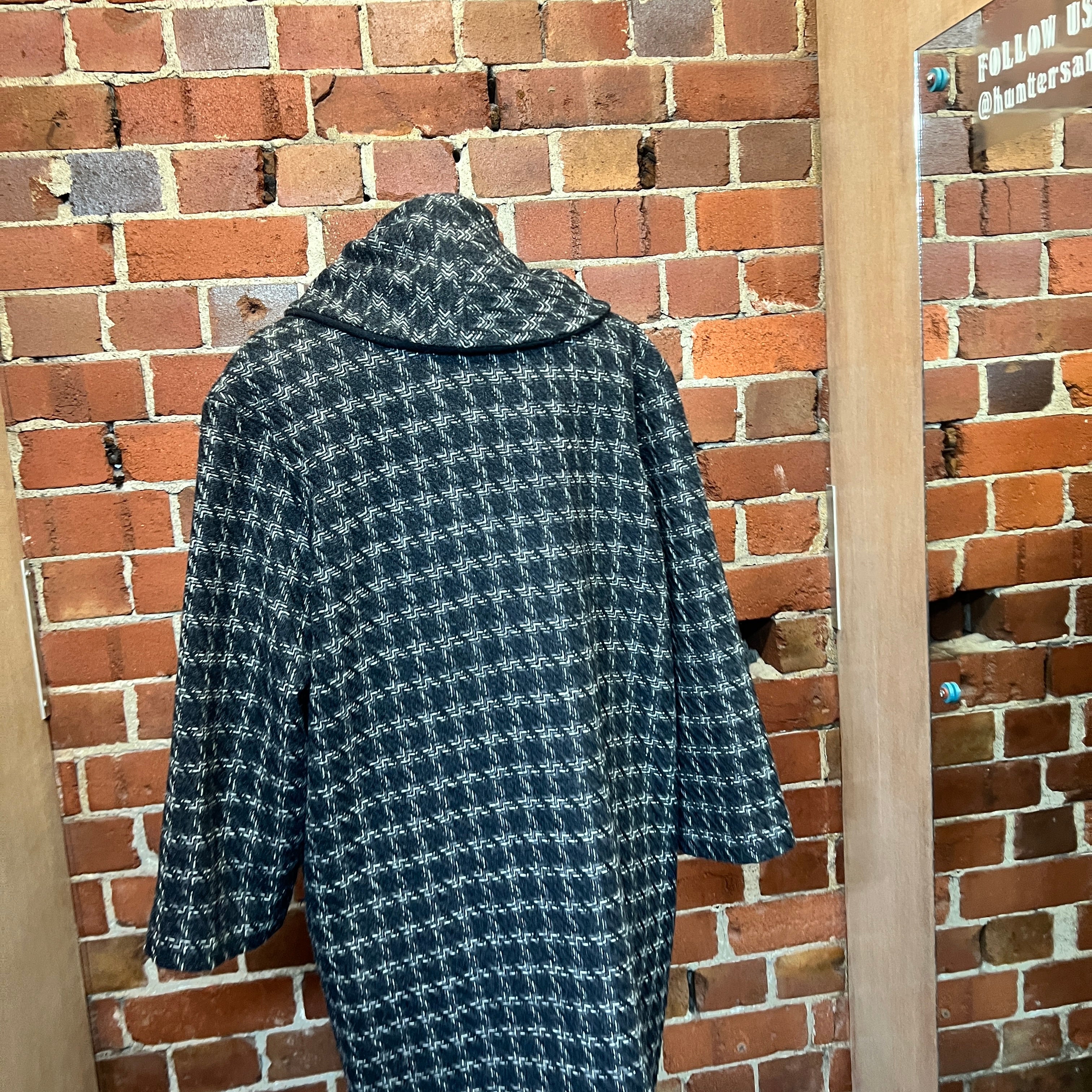 SHARONA CRAIG Wool tweed coat