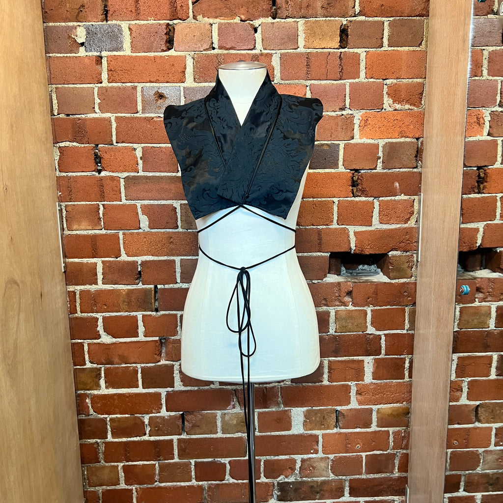 MARTIN MARGIELA  2000's shoulder piece