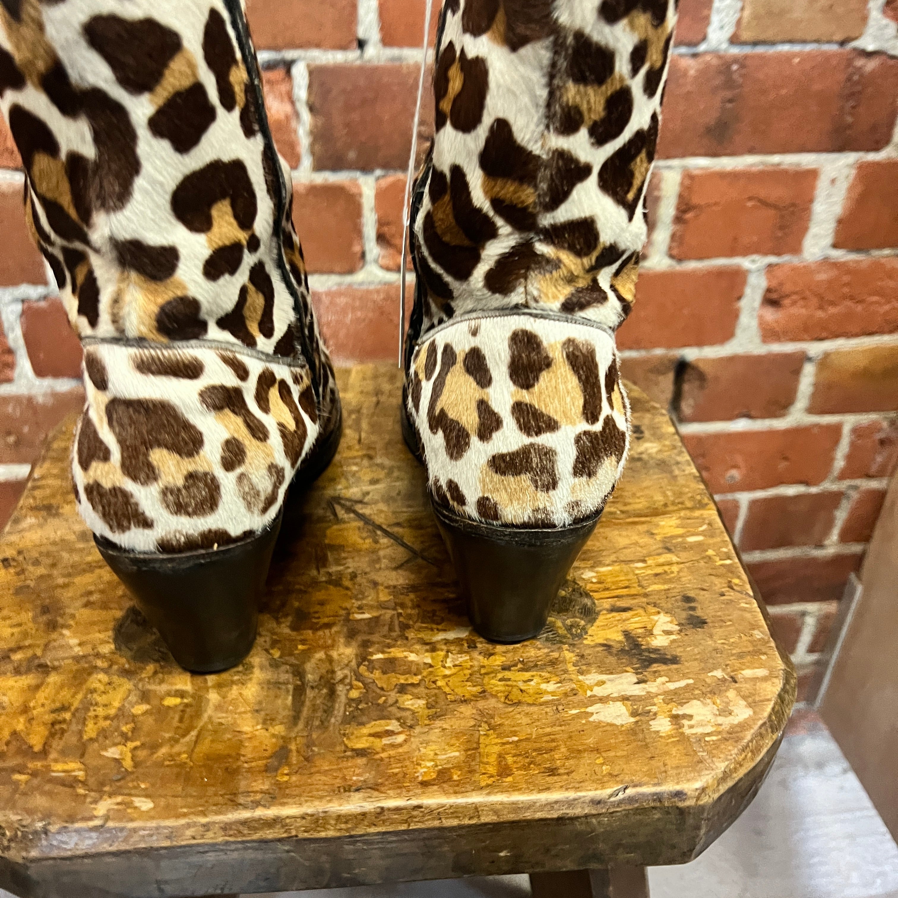 LEAOPRD pony hair western boots 39
