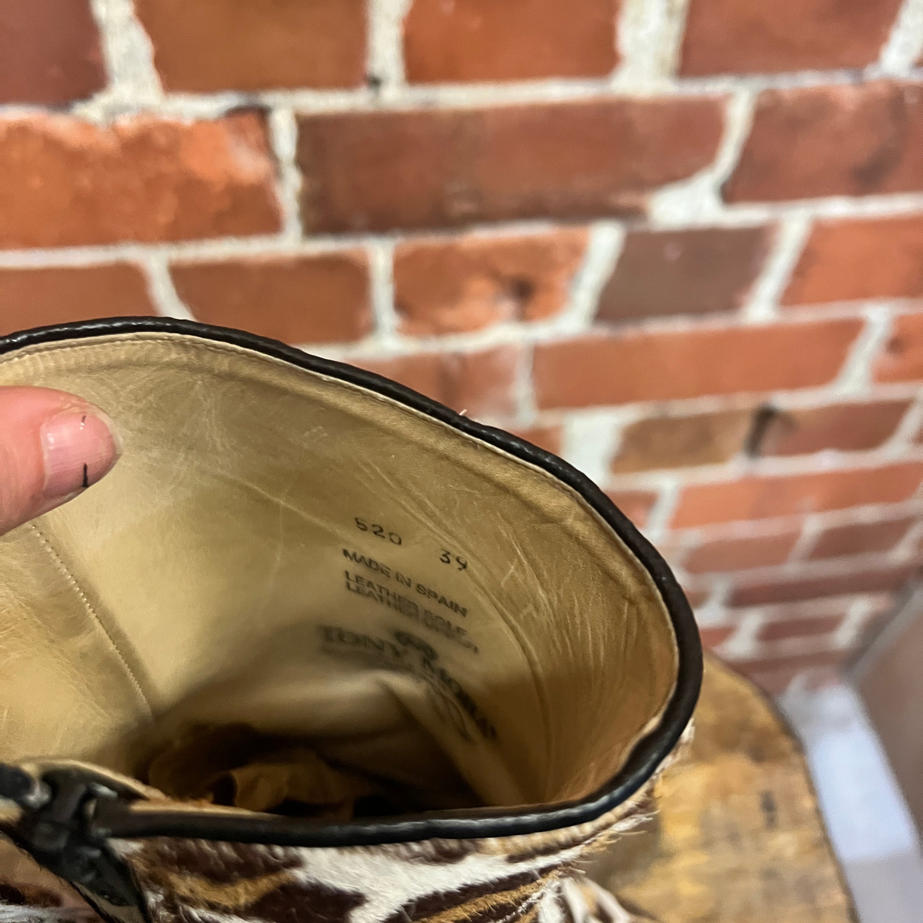 LEAOPRD pony hair western boots 39