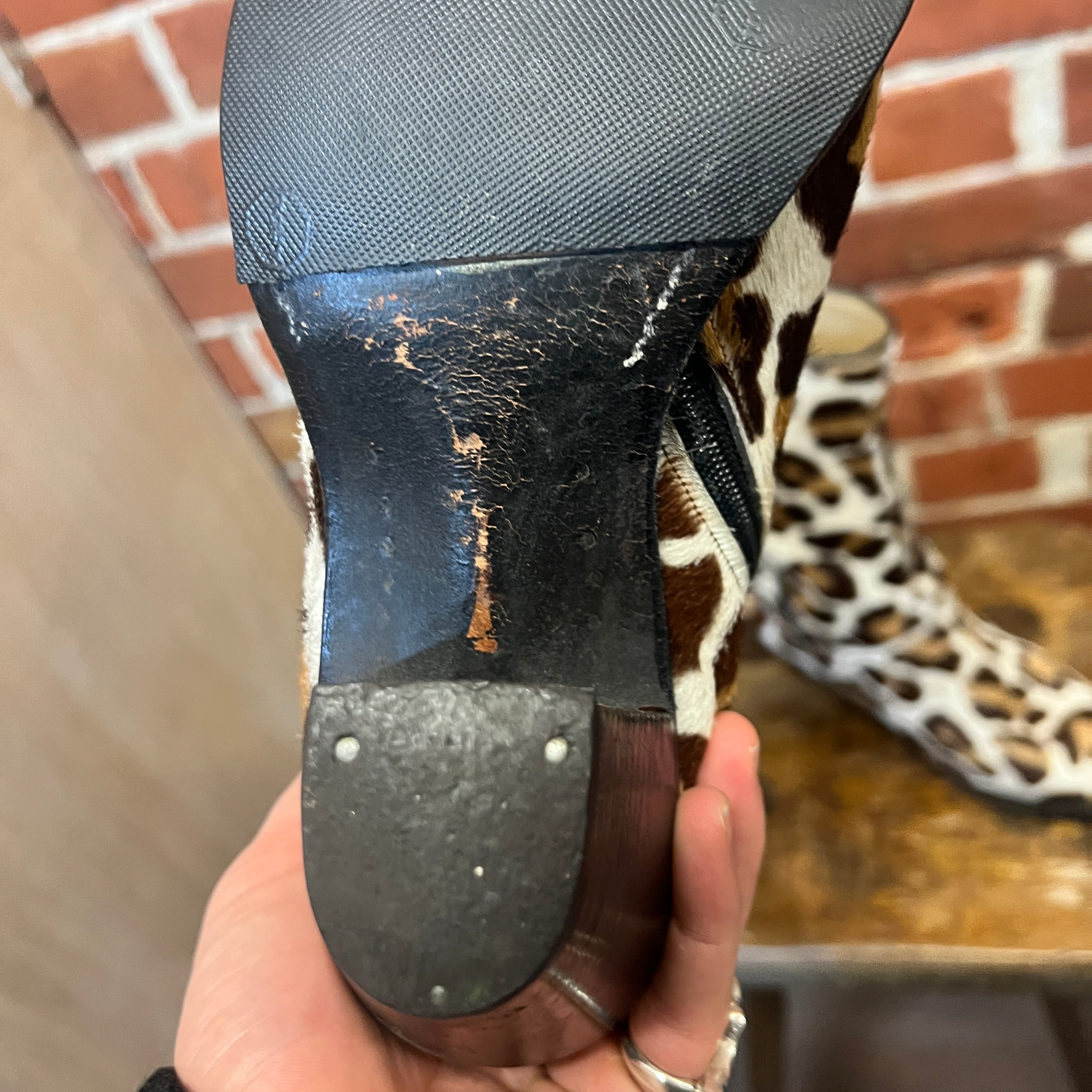 LEAOPRD pony hair western boots 39