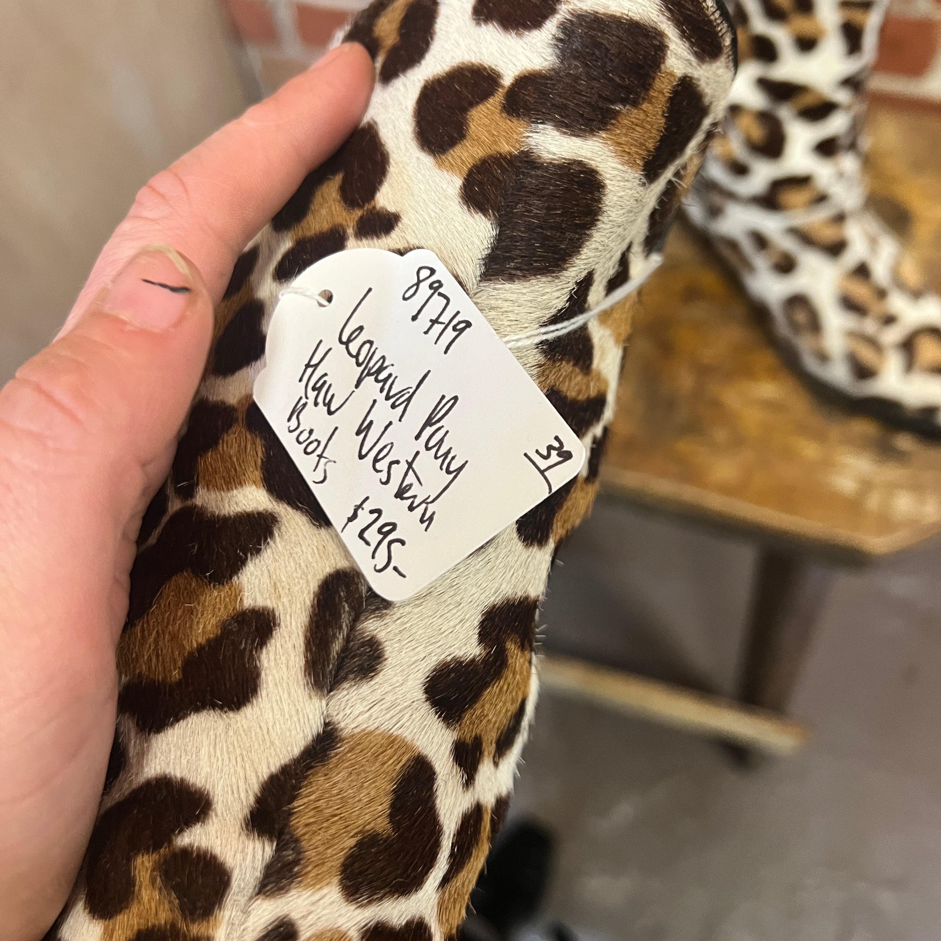 LEAOPRD pony hair western boots 39