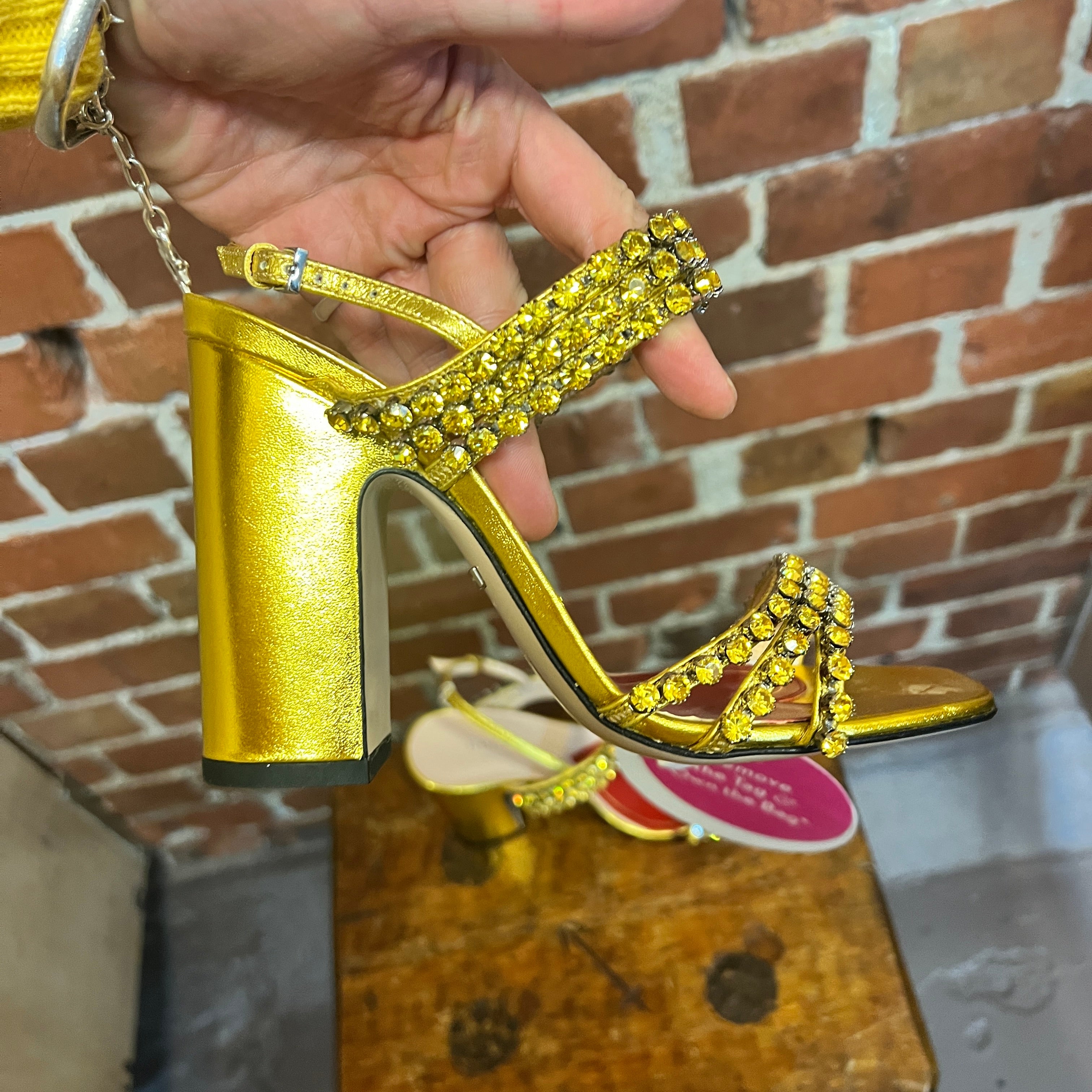 GUCCI diamond gold leather heels 36