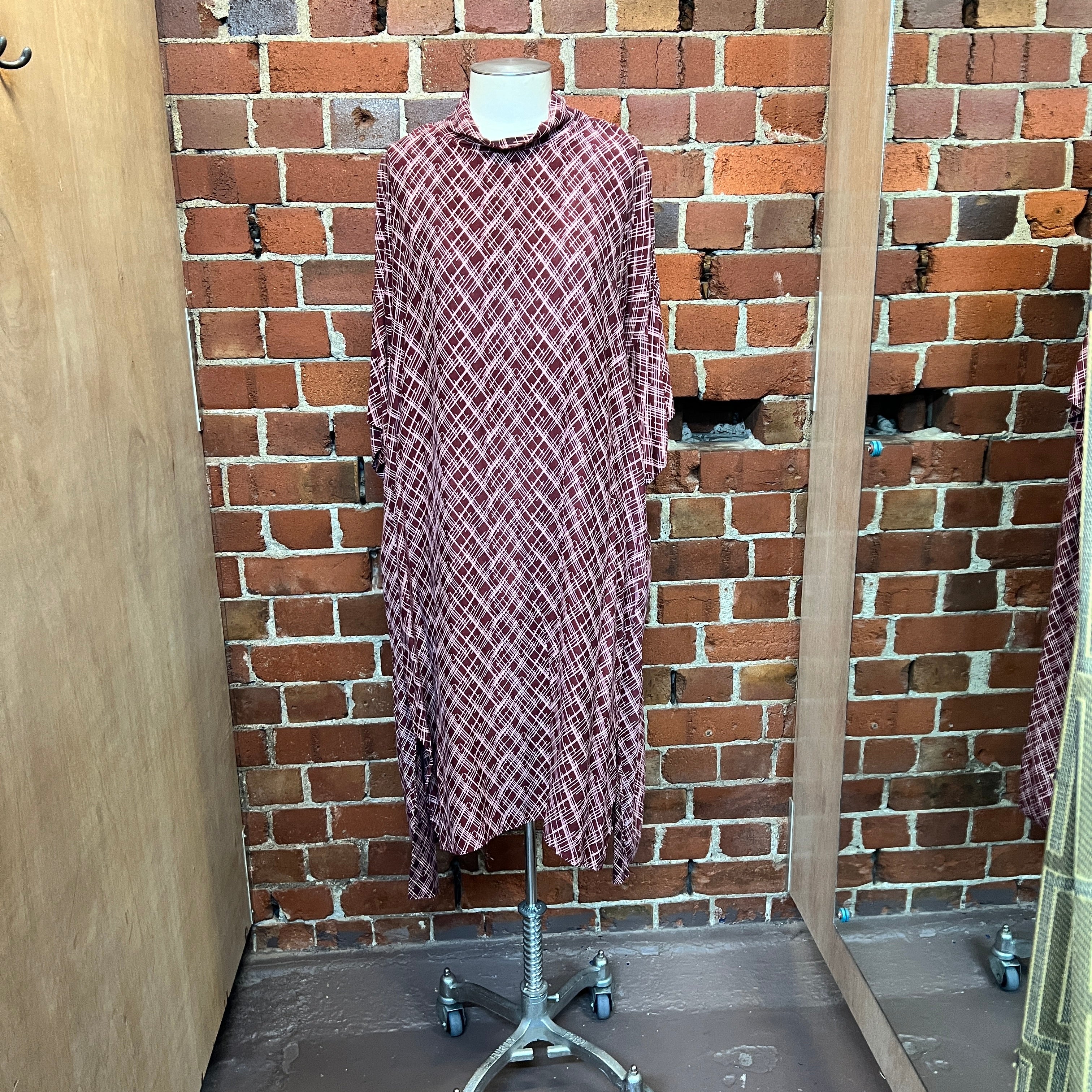 COMPANY OF STRANGERS silk dress