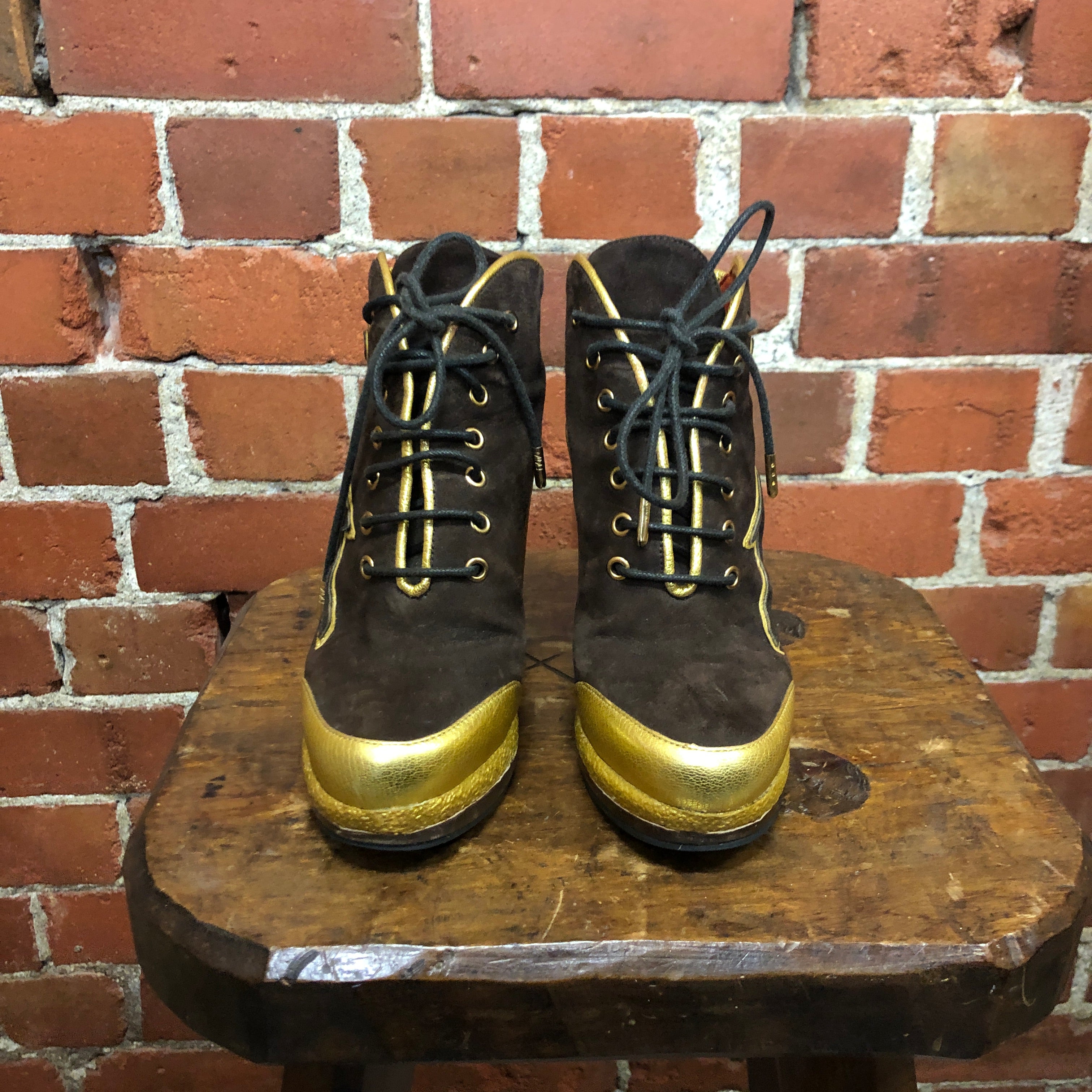 MARC JACOBS suede sneaker boots 35
