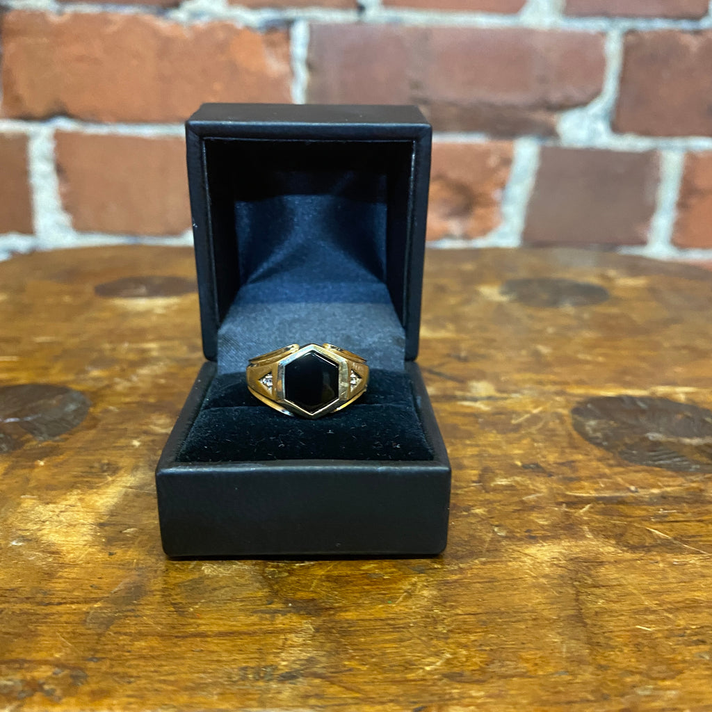 10k gold, diamond and onyx ring