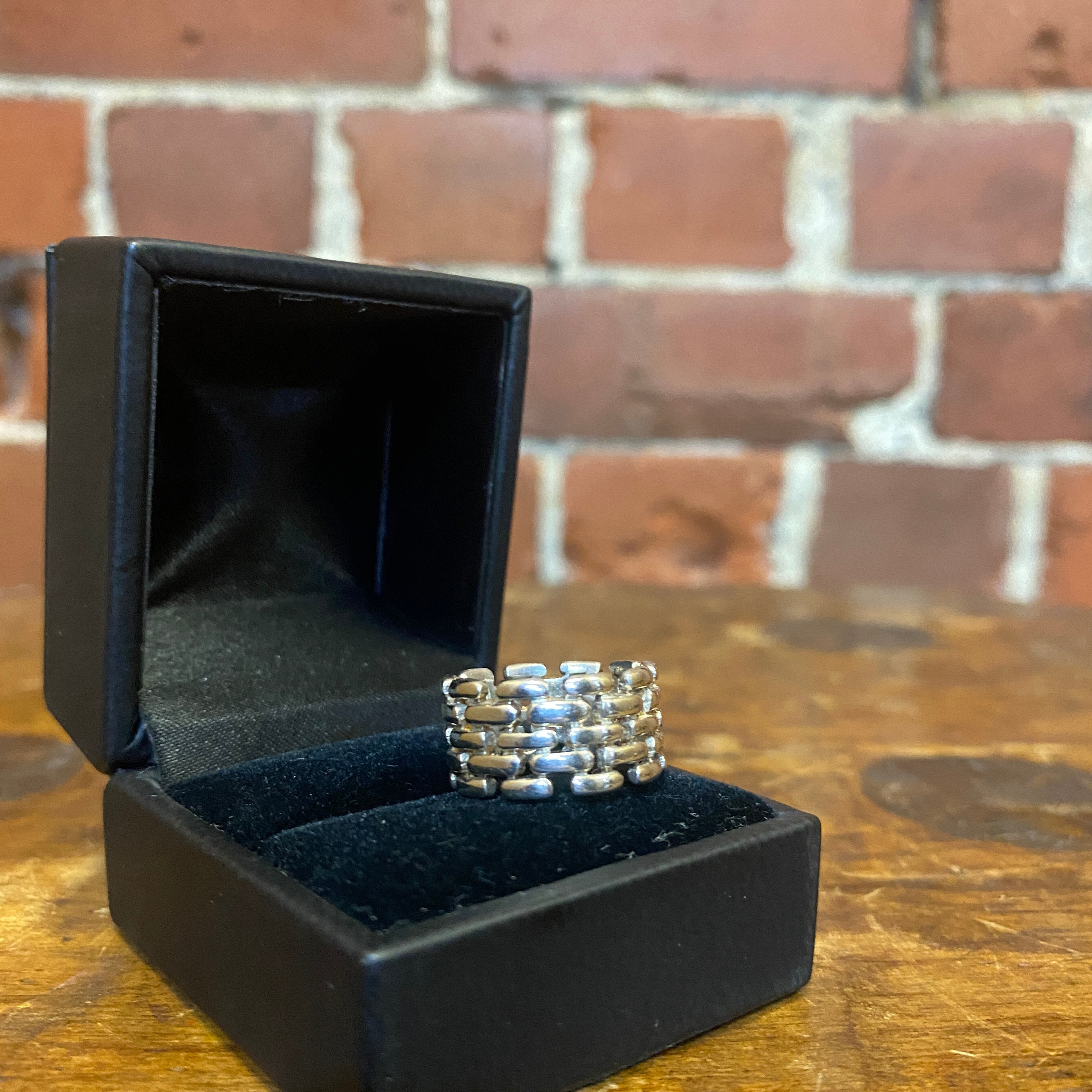 STG SILVER chain ring