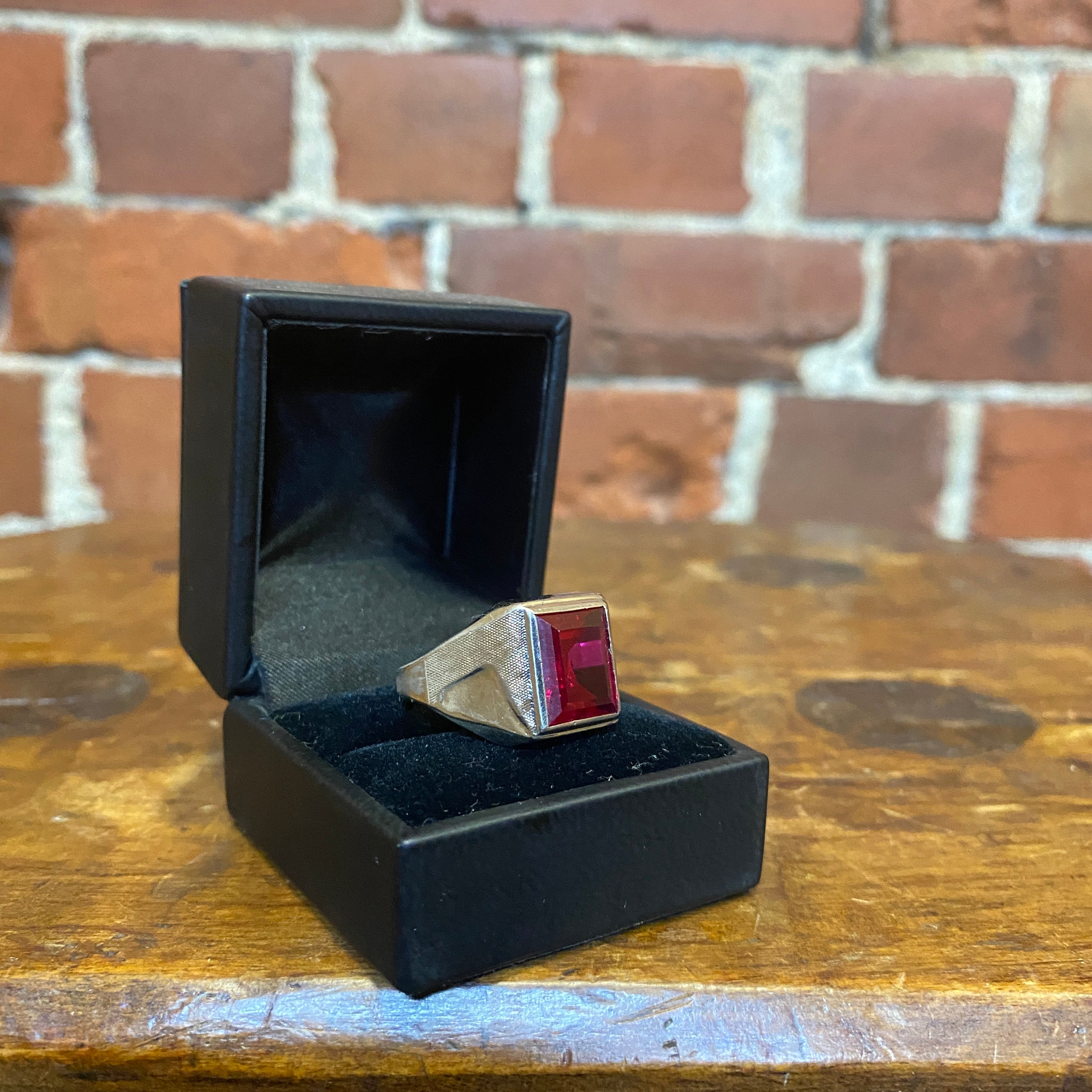 STG SILVER and faux ruby ring
