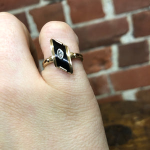 10K GOLD and onyx genuine 1920s ring