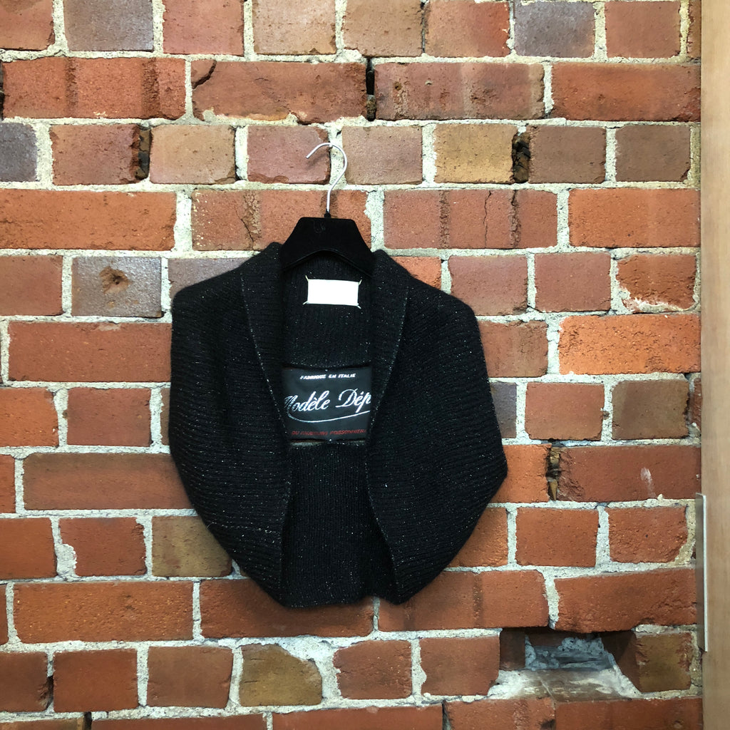 MARTIN MARGIELA RARE white label shrug