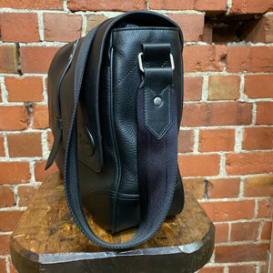 RM WLIILAMS leather satchel