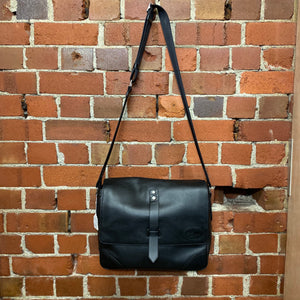 RM WLIILAMS leather satchel