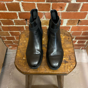 BALENCIAGA leather boots 38