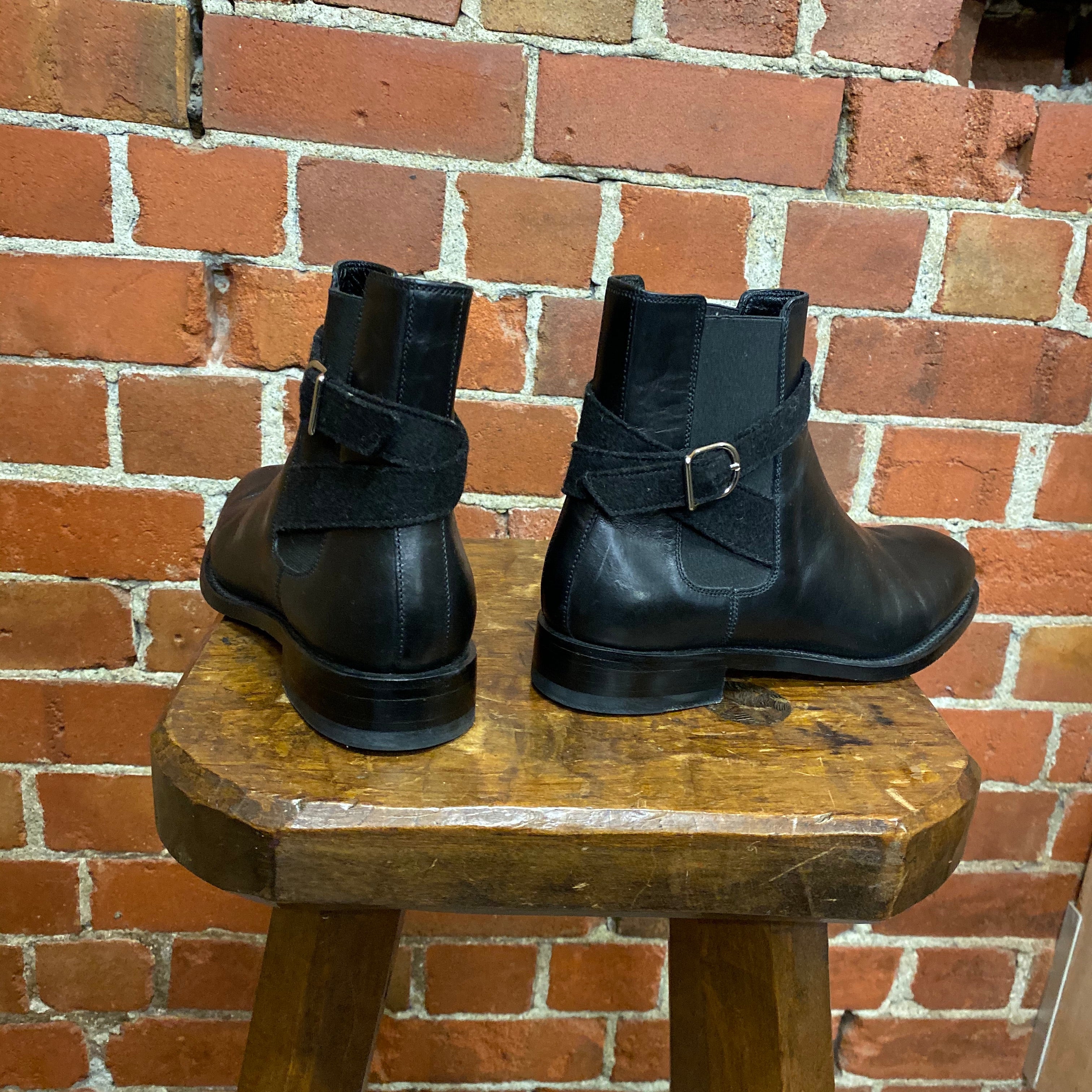 BALENCIAGA leather boots 38