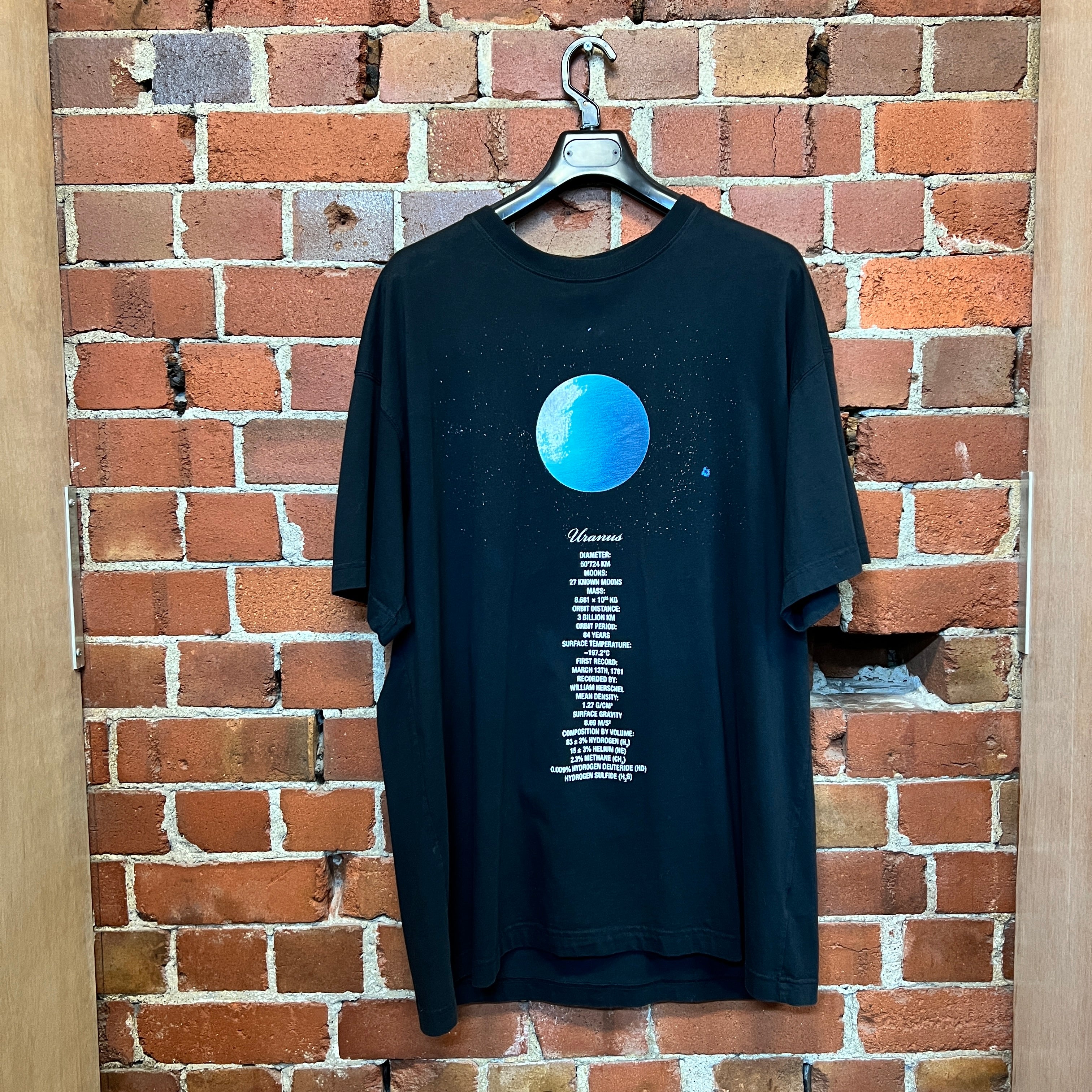 VETEMENTS 'Uranus' t-shirt 2020