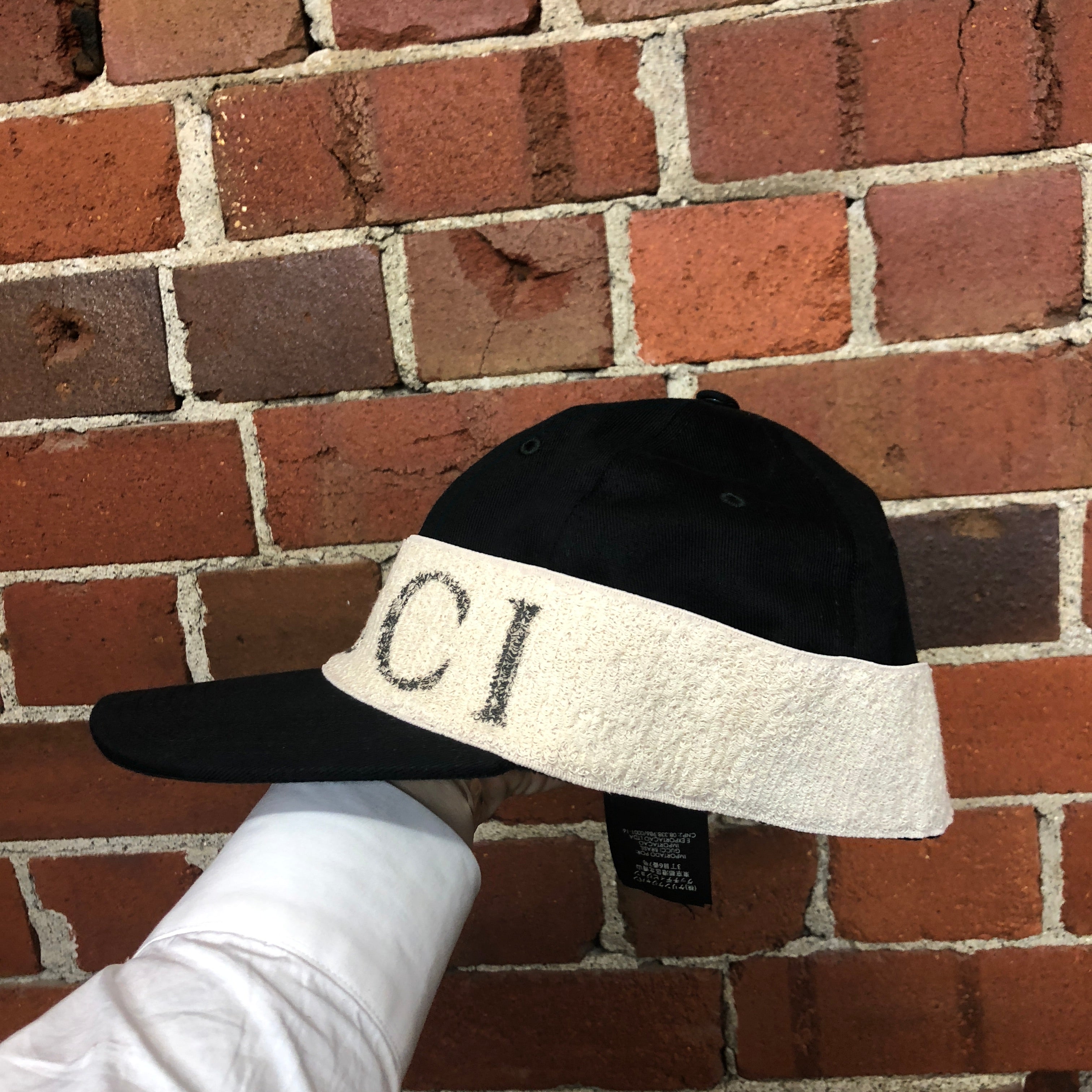 GUCCI Baseball hat with Gucci headband