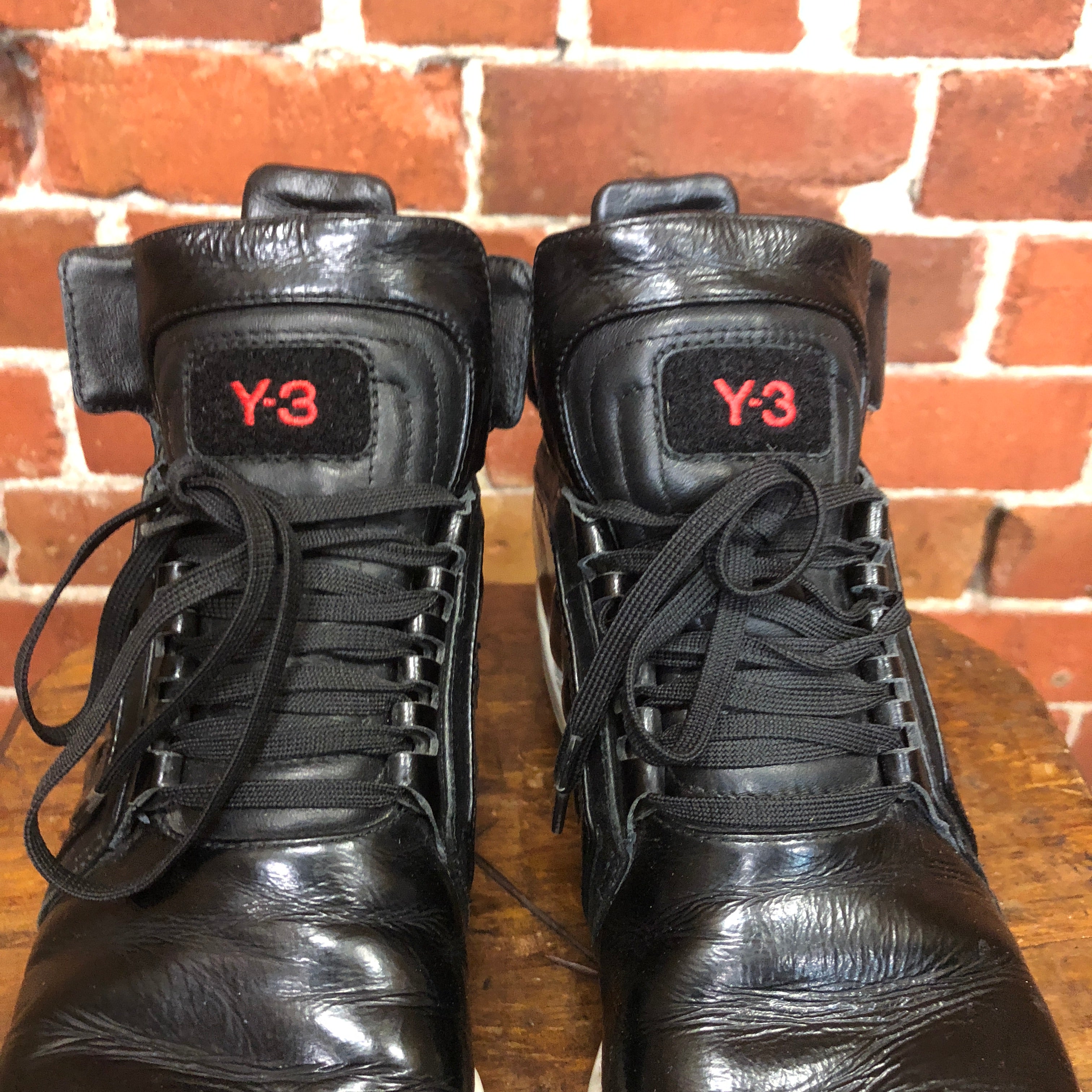 Y-3 leather snakers 40.5