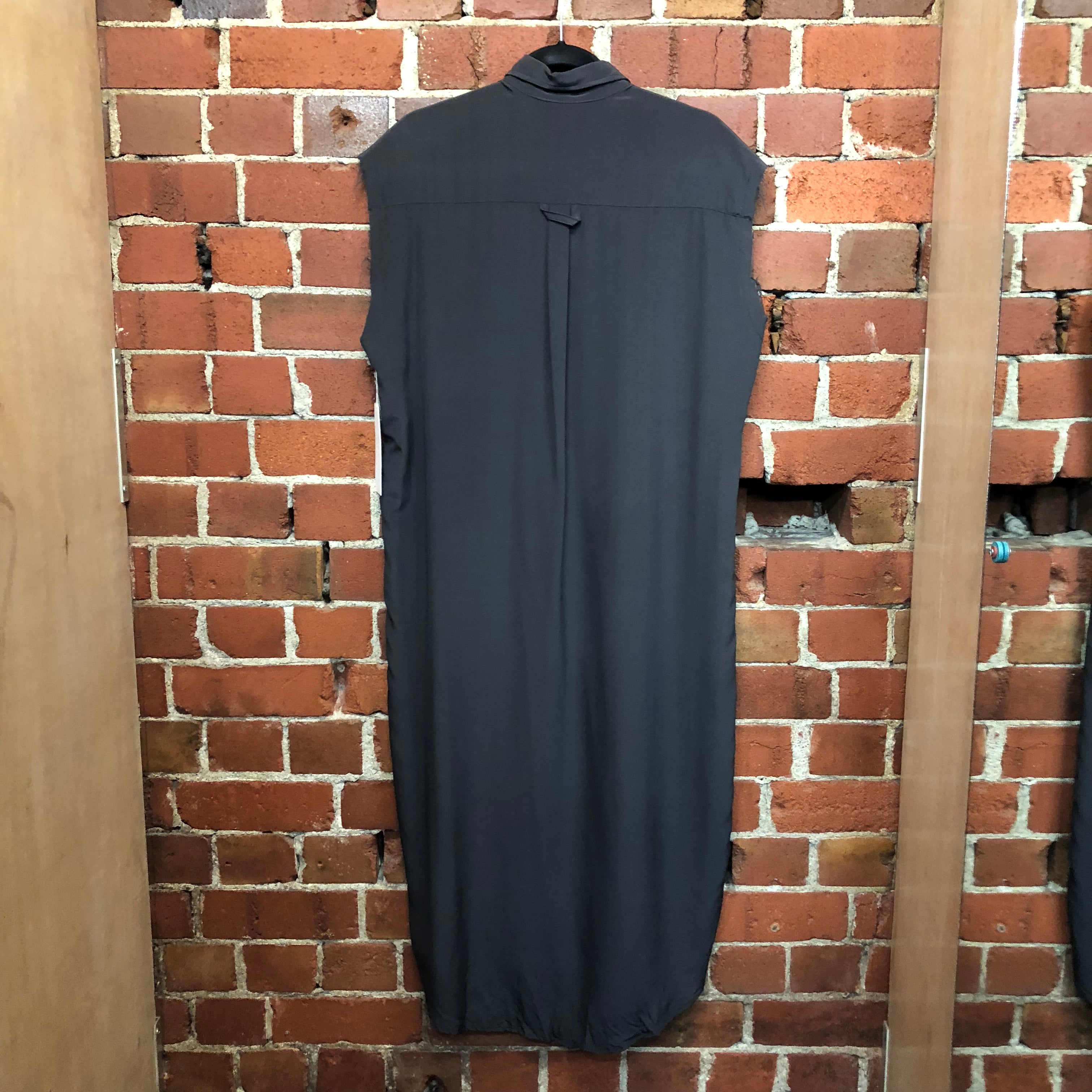 LELA JACOBS 100% sleeveless shirt dress