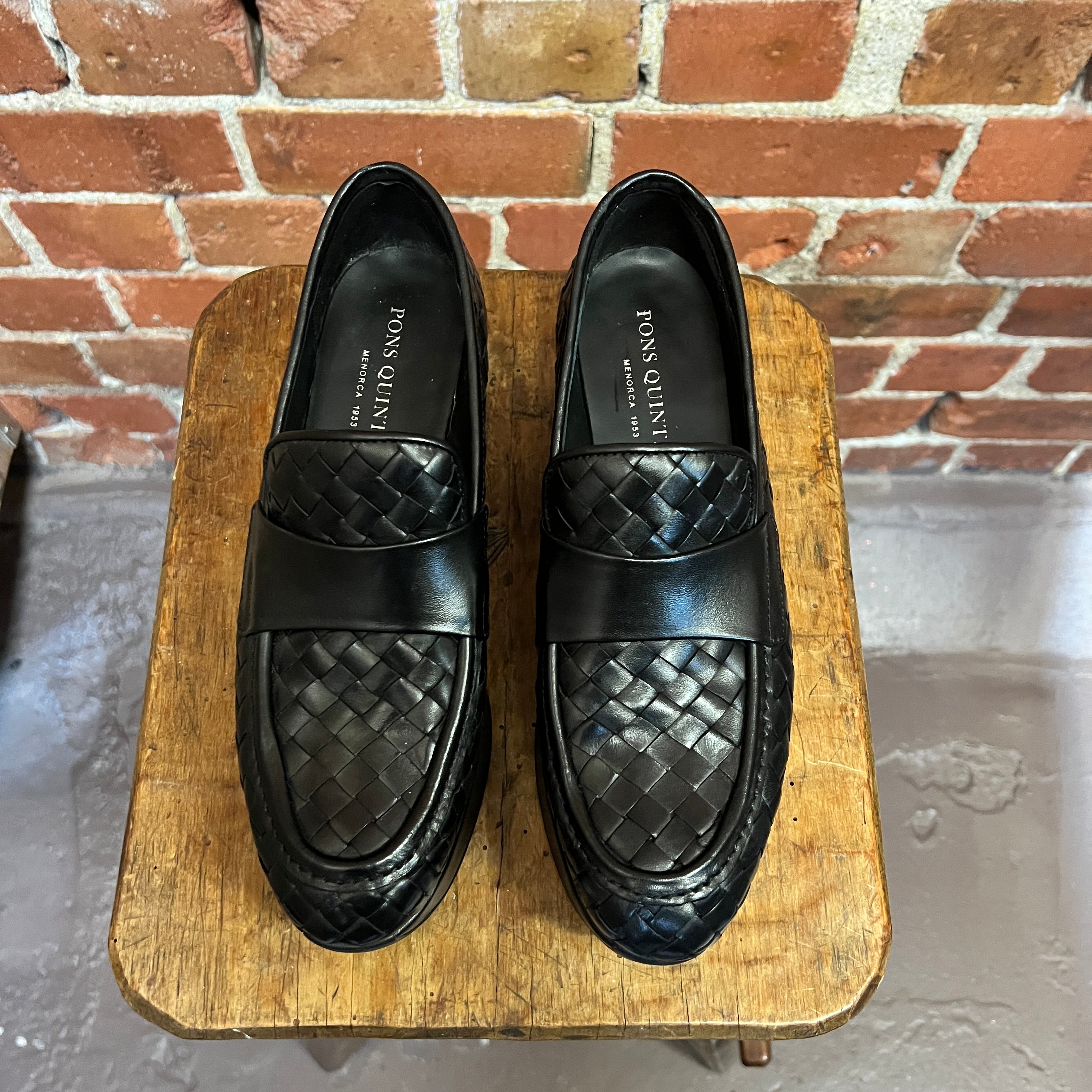PONS QUINTANA Woven leather loafers 38