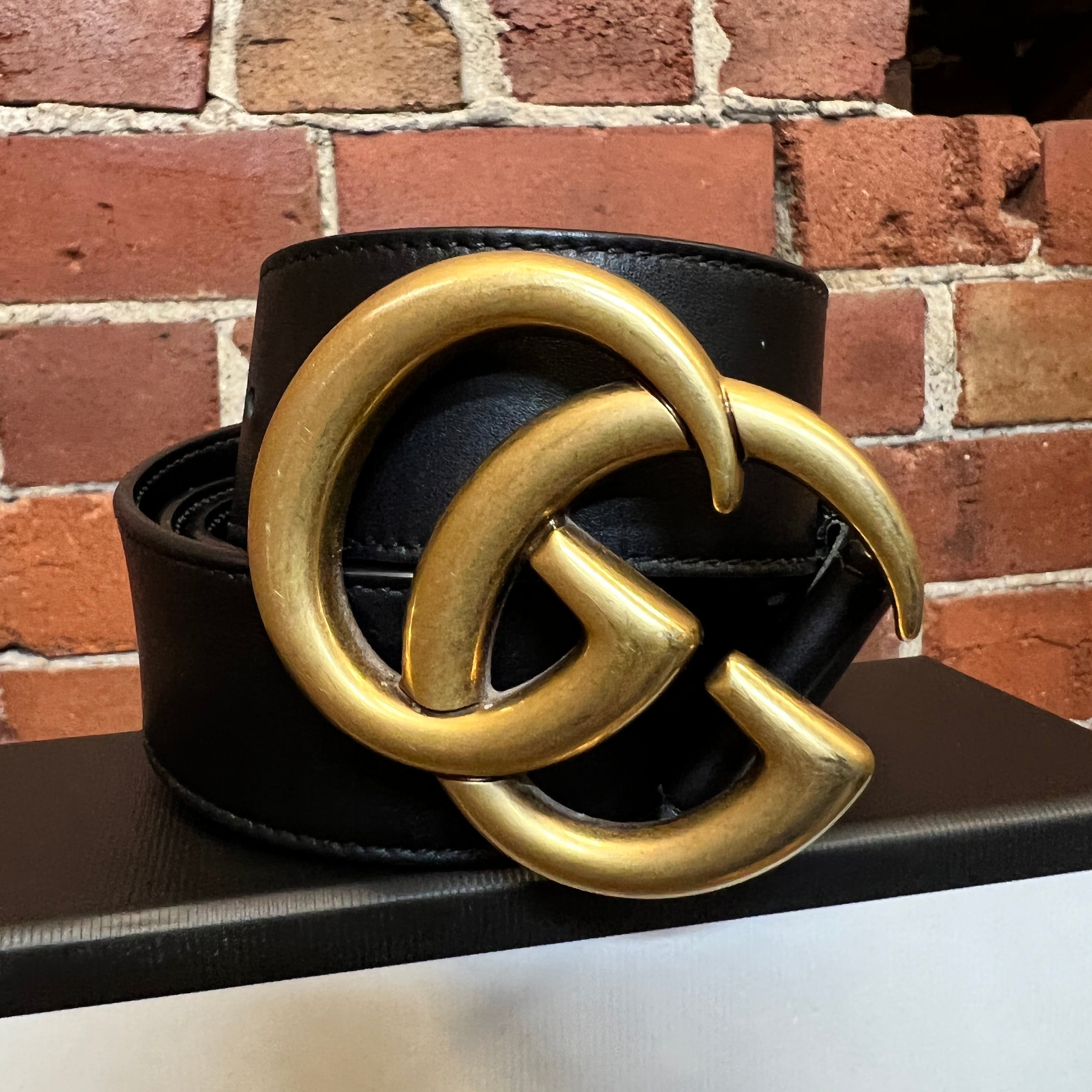 GUCCI Classic leather belt