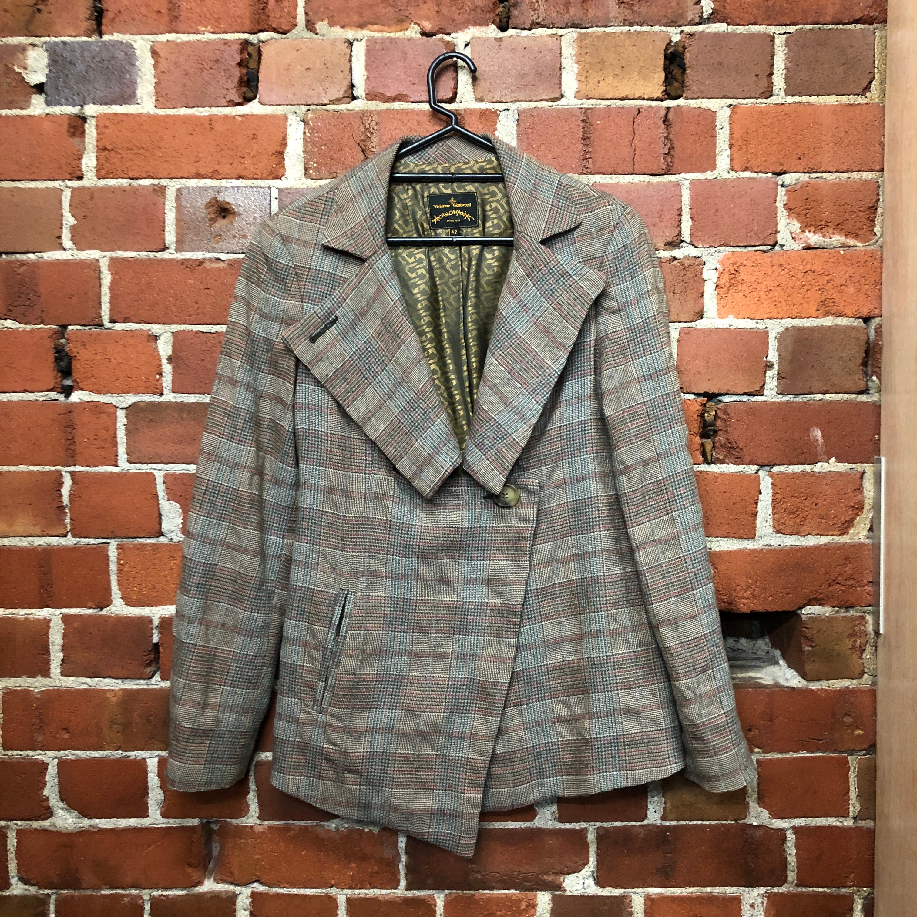 VIVIENNE WESTWOOD tweed blazer