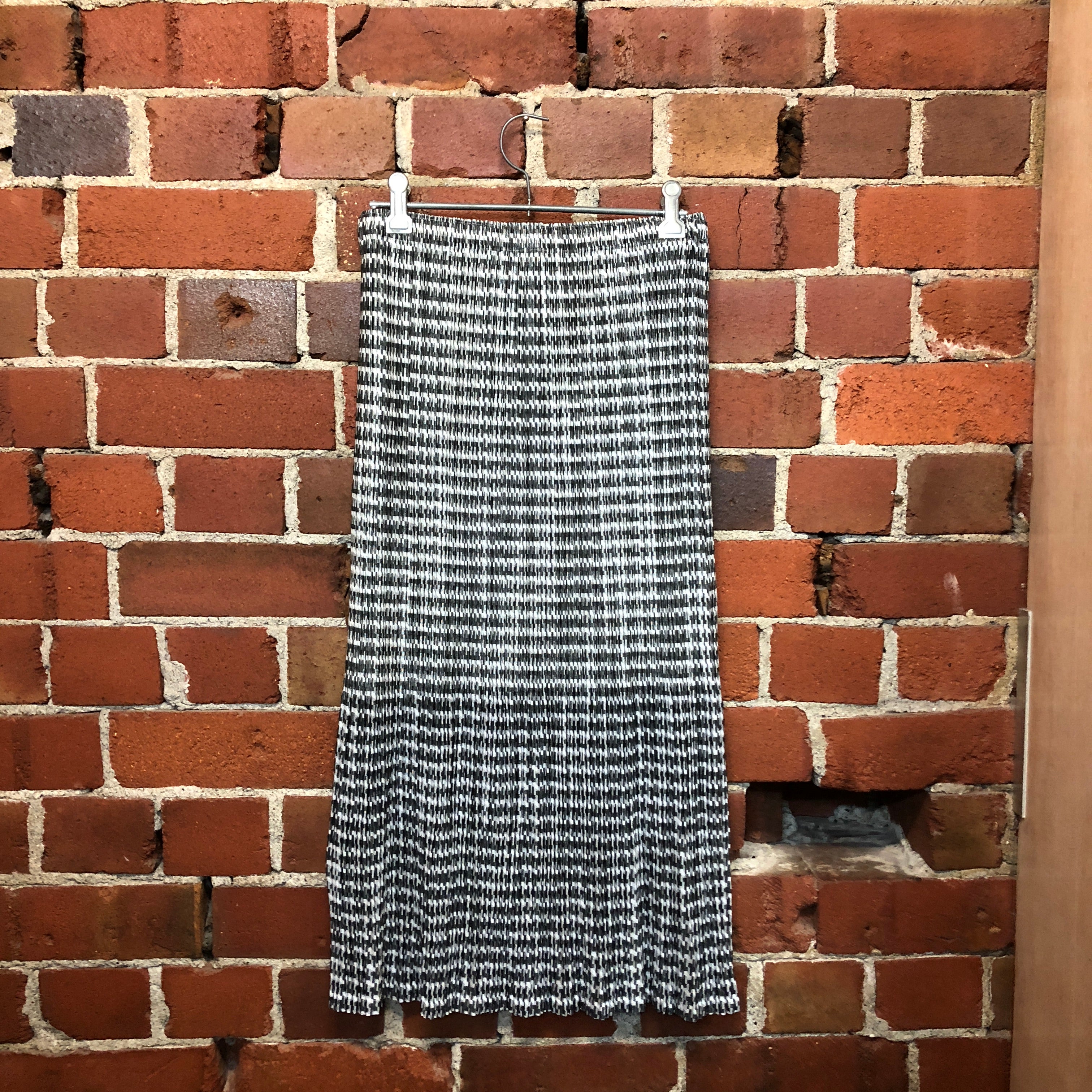 PLEATS PLEASE gingham print skirt