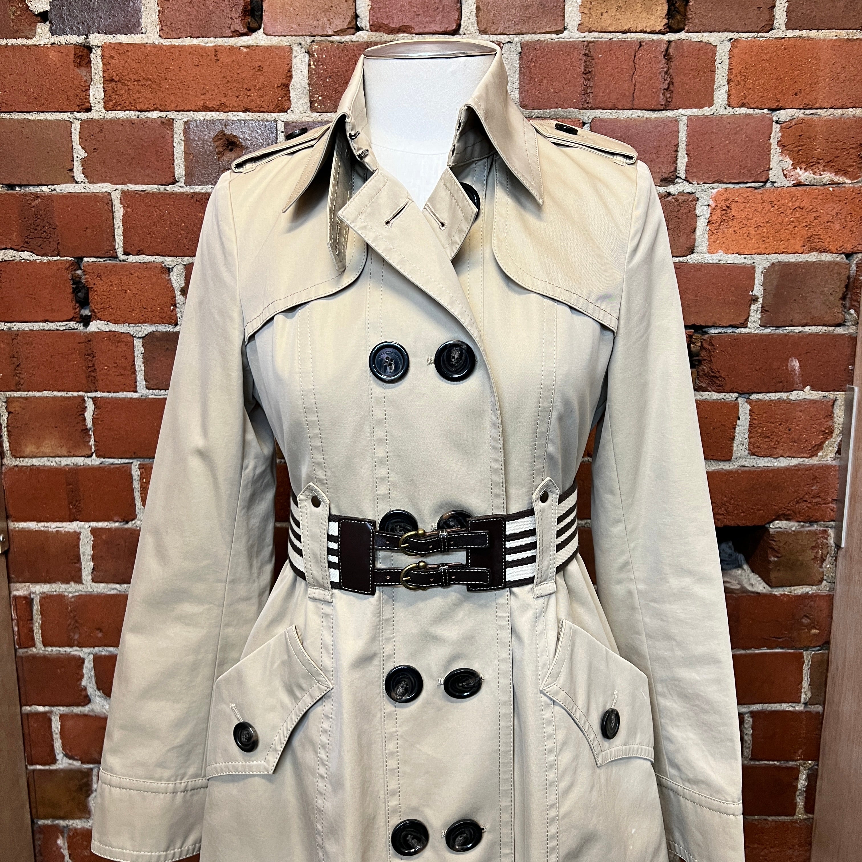 BURBERRY trench coat