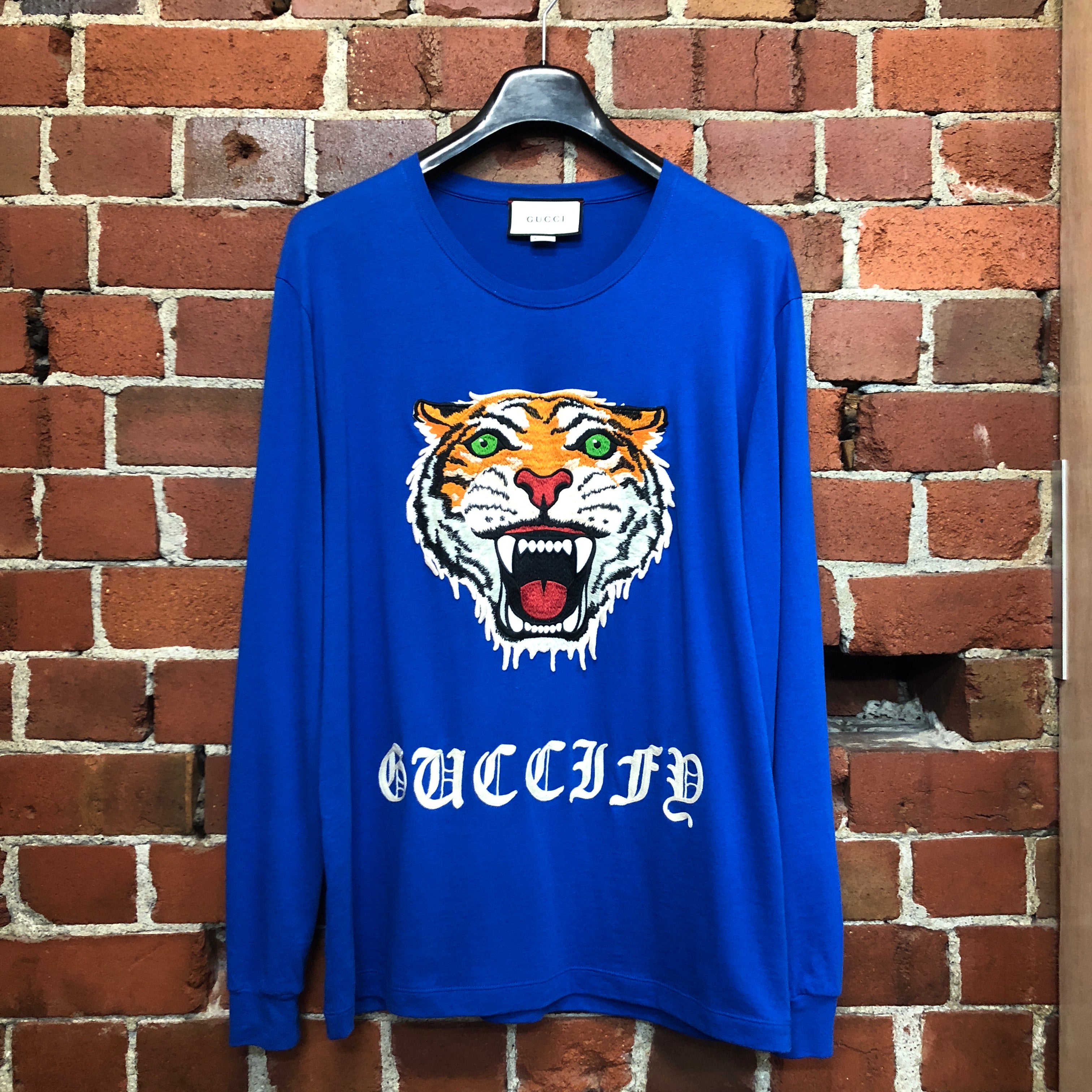 GUCCI embroided tiger long sleeve top 2018