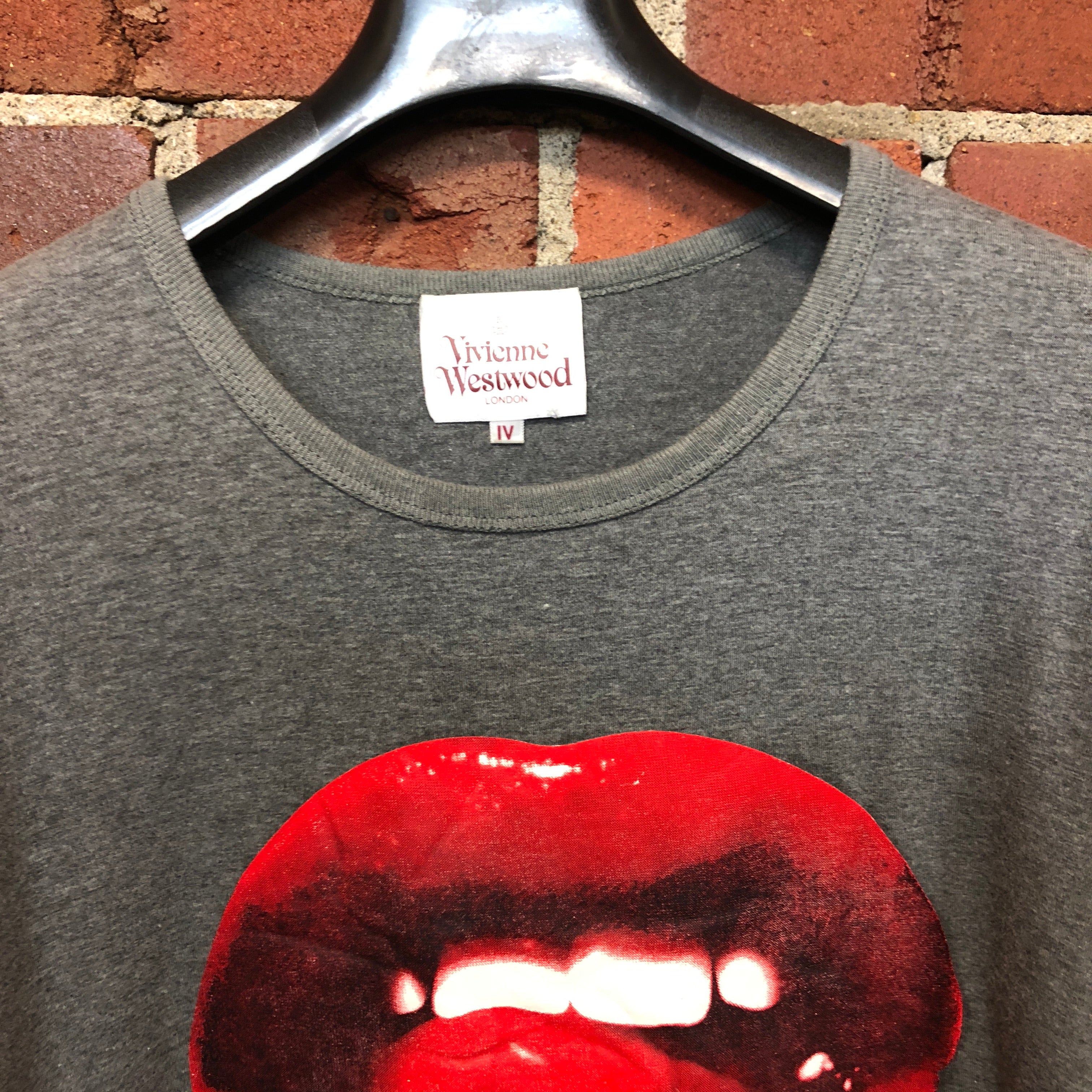 VIVIENNE WESTWOOD lips t-shirt