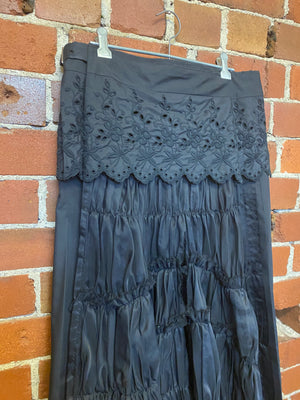 COMME DES GARCONS incredible skirt