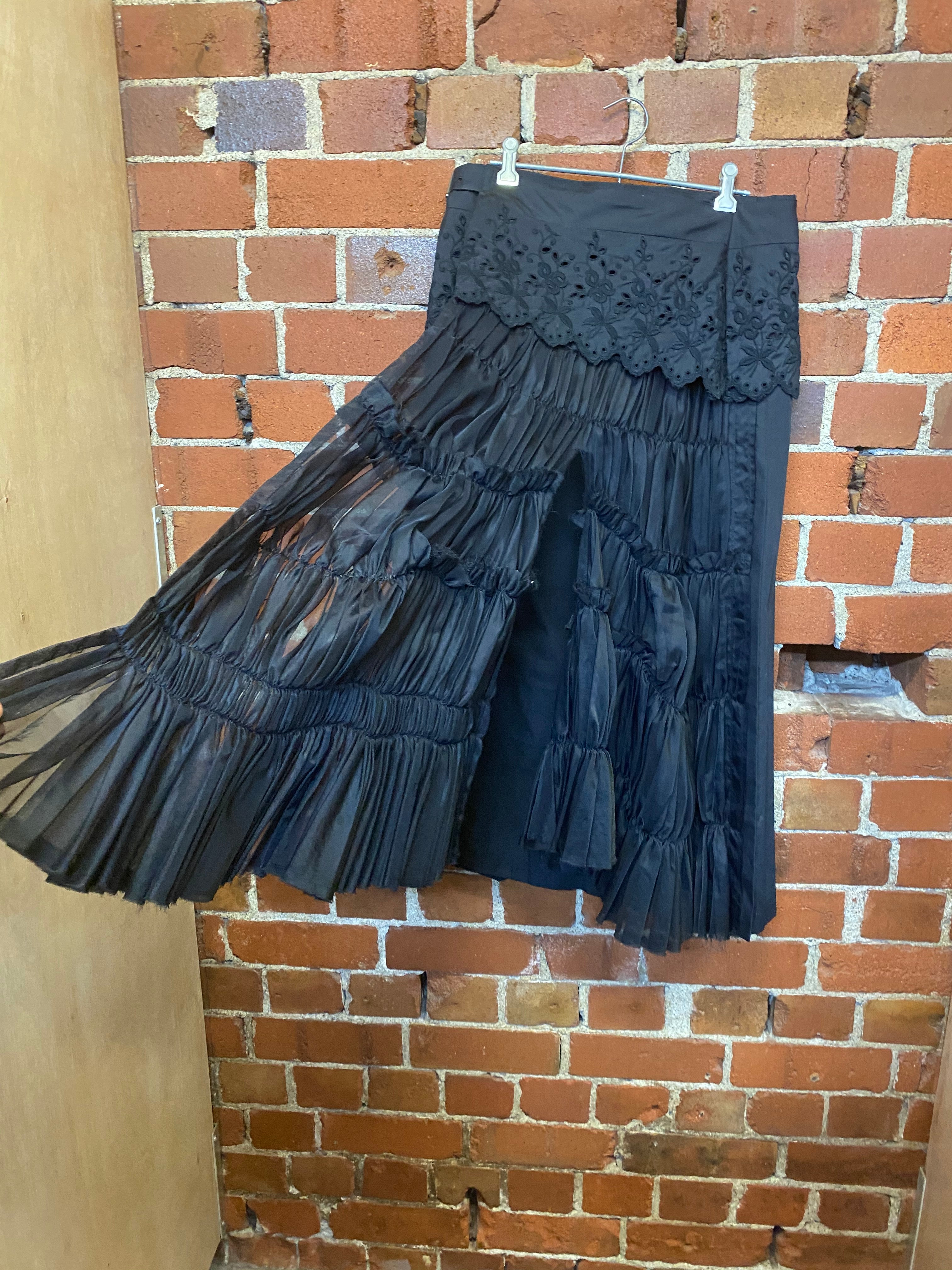 COMME DES GARCONS incredible skirt