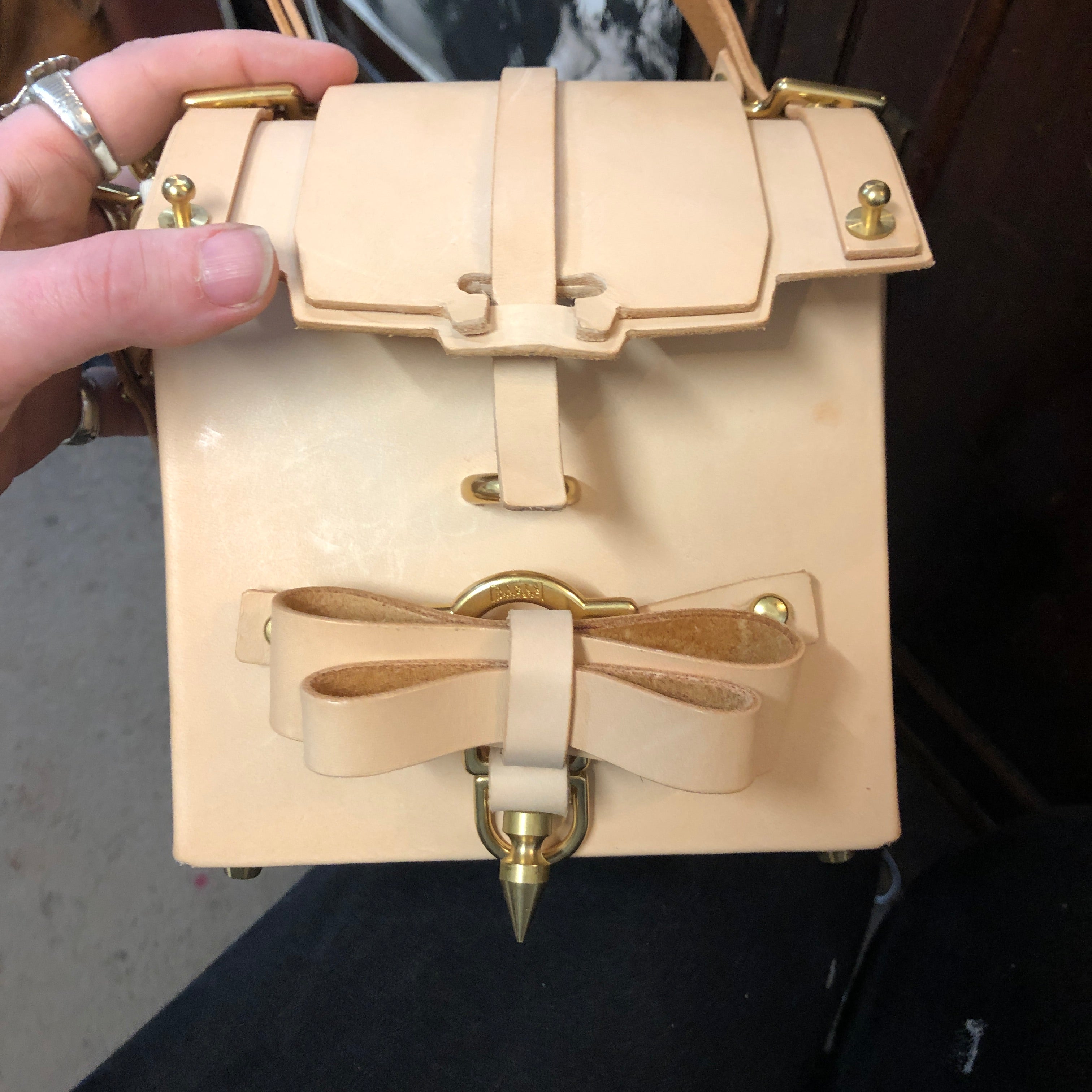 NIELS PEERAER boxy leather handbag